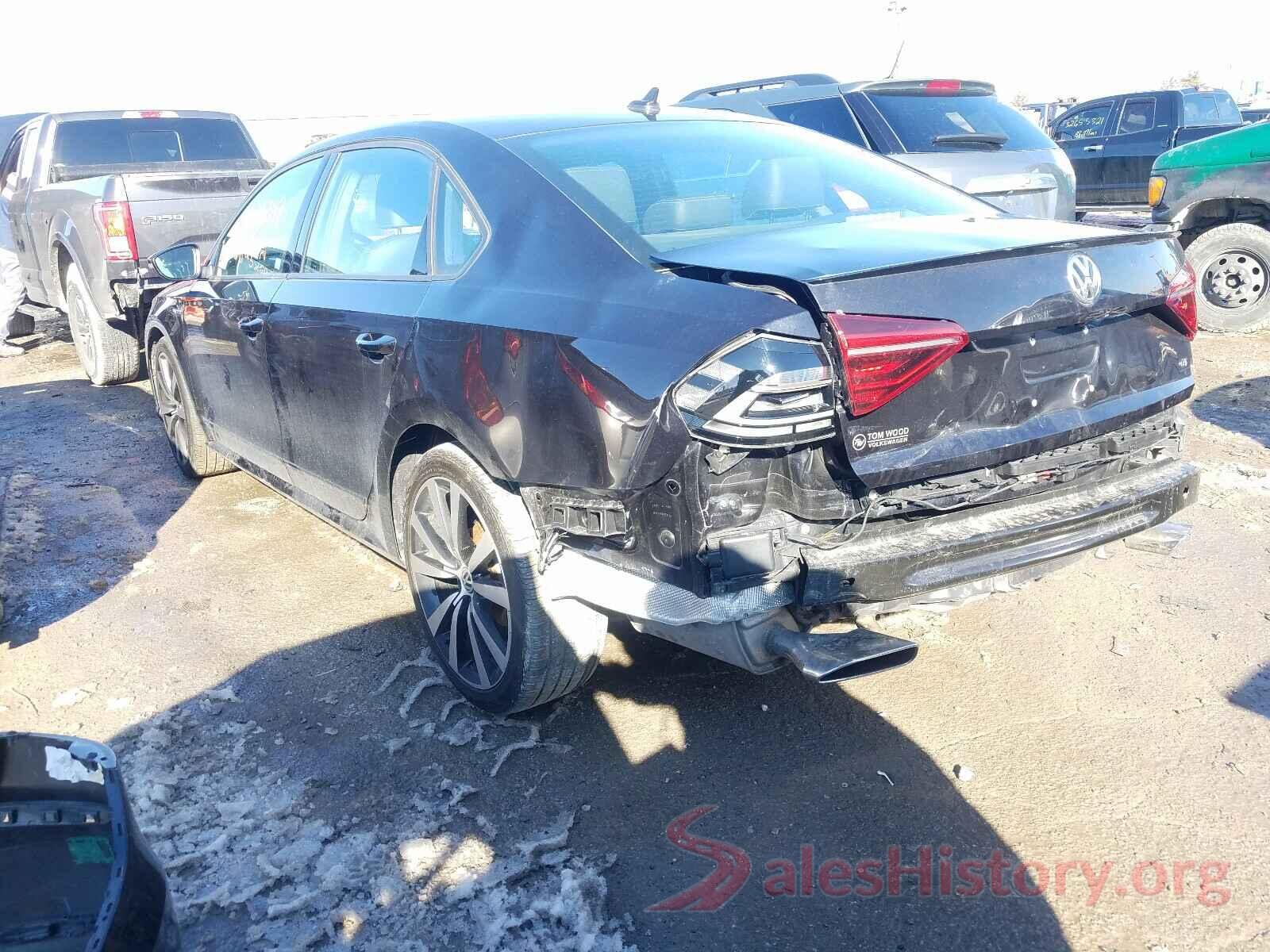 1VWJM7A34JC036247 2018 VOLKSWAGEN PASSAT