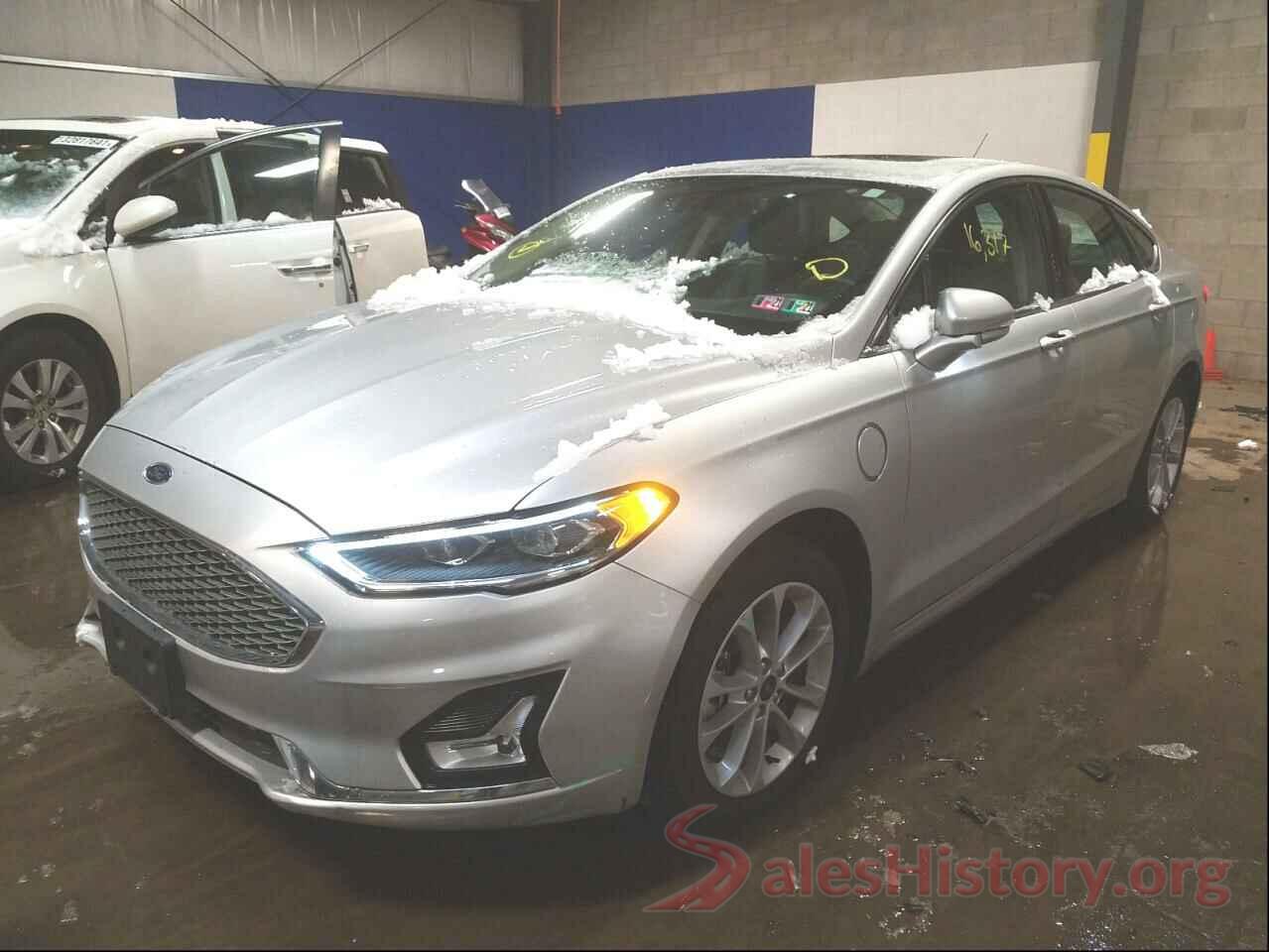 3FA6P0SU1KR192656 2019 FORD FUSION