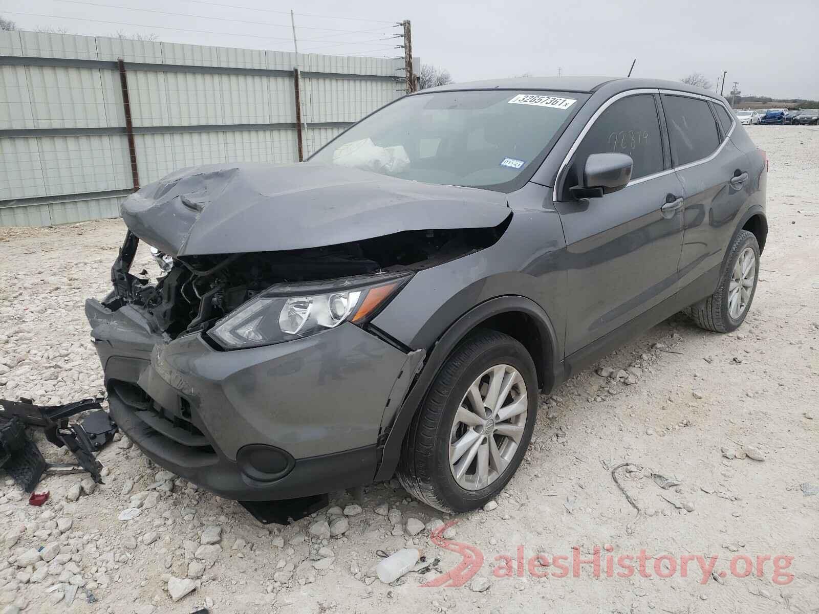 JN1BJ1CP1JW189599 2018 NISSAN ROGUE