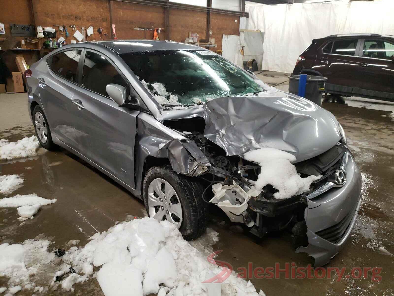 5NPDH4AE9GH702813 2016 HYUNDAI ELANTRA