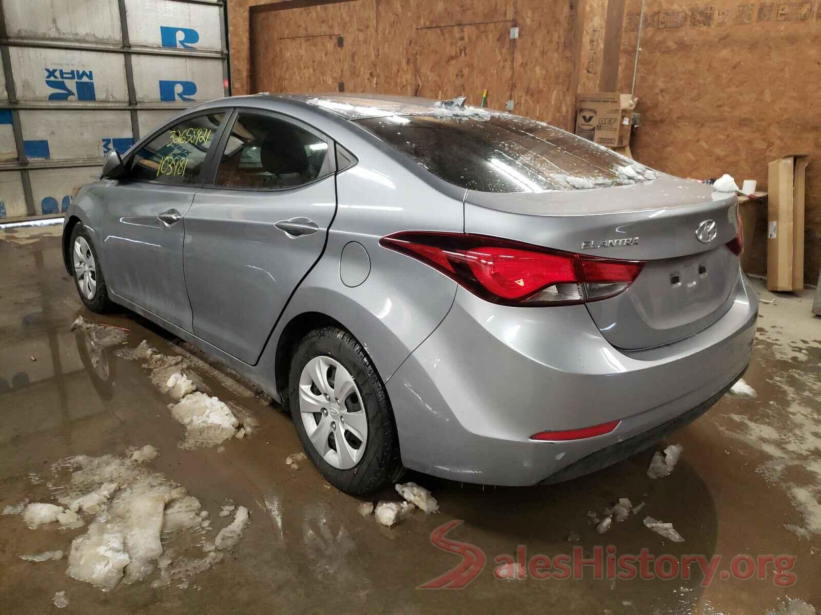 5NPDH4AE9GH702813 2016 HYUNDAI ELANTRA