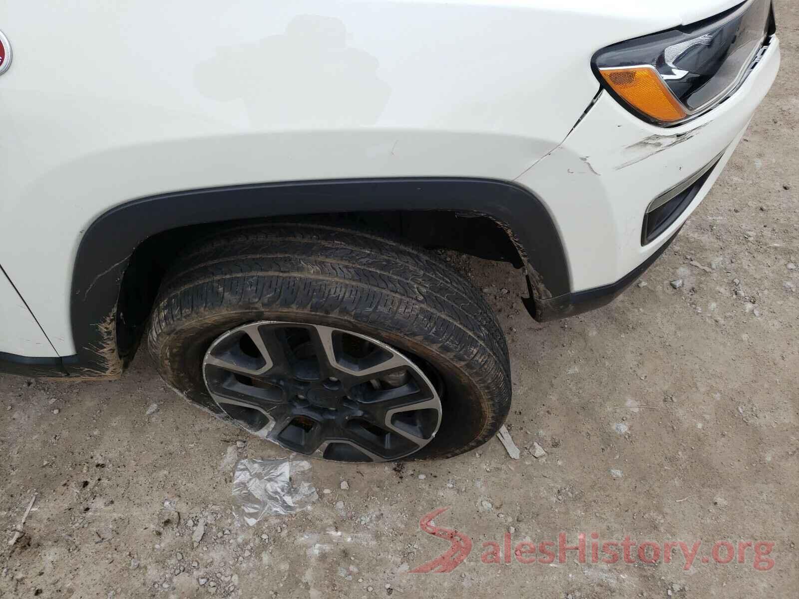 3C4NJDDB6KT752555 2019 JEEP COMPASS