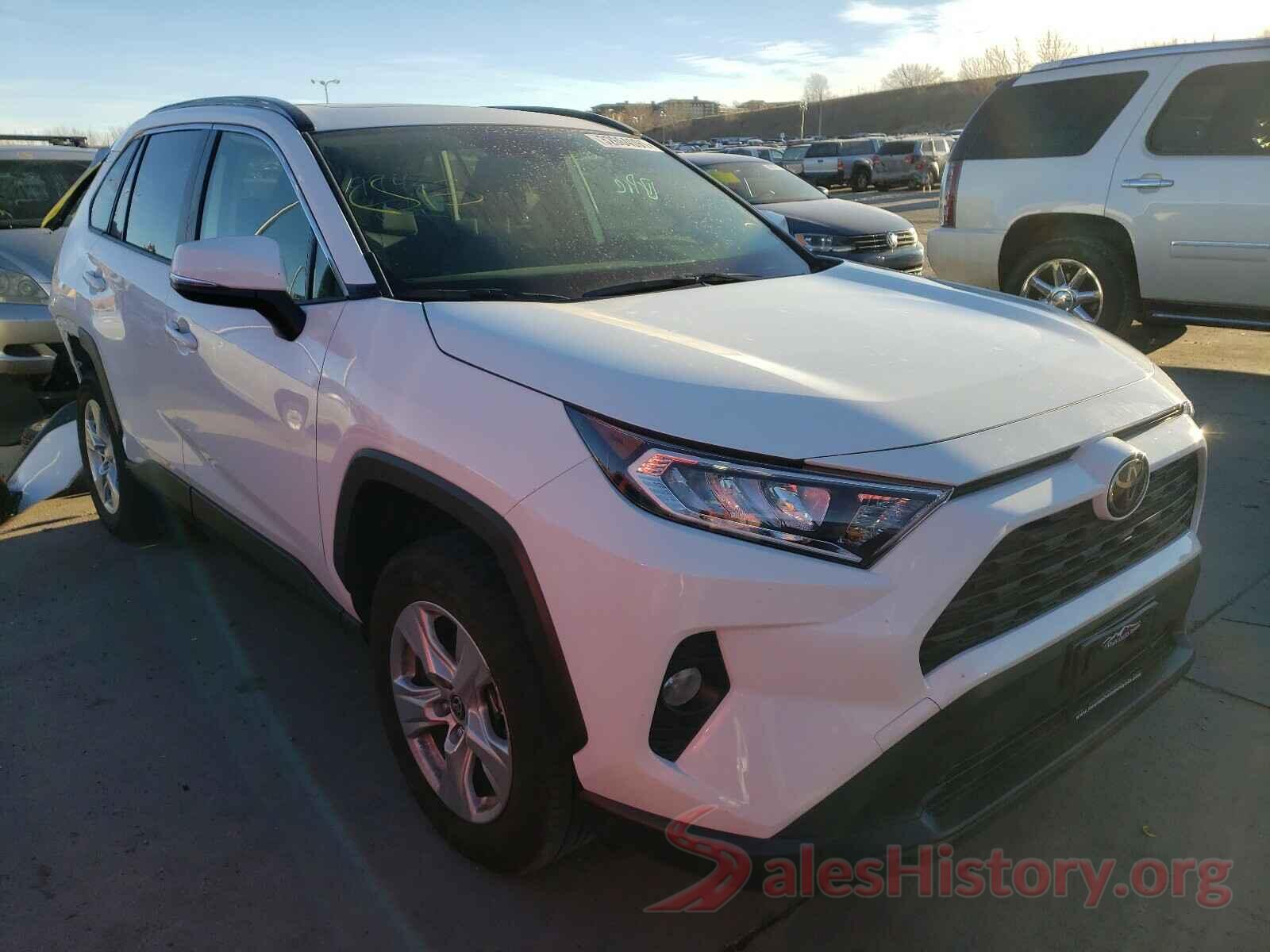 JTMP1RFV0KD038973 2019 TOYOTA RAV4