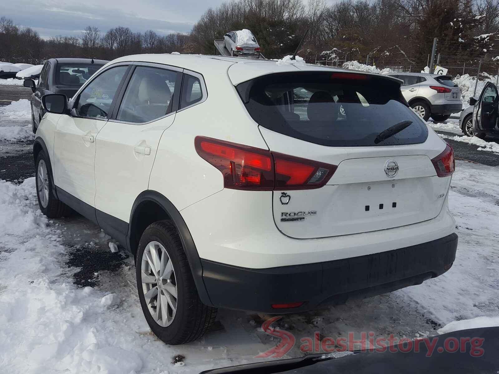 JN1BJ1CR6HW104221 2017 NISSAN ROGUE