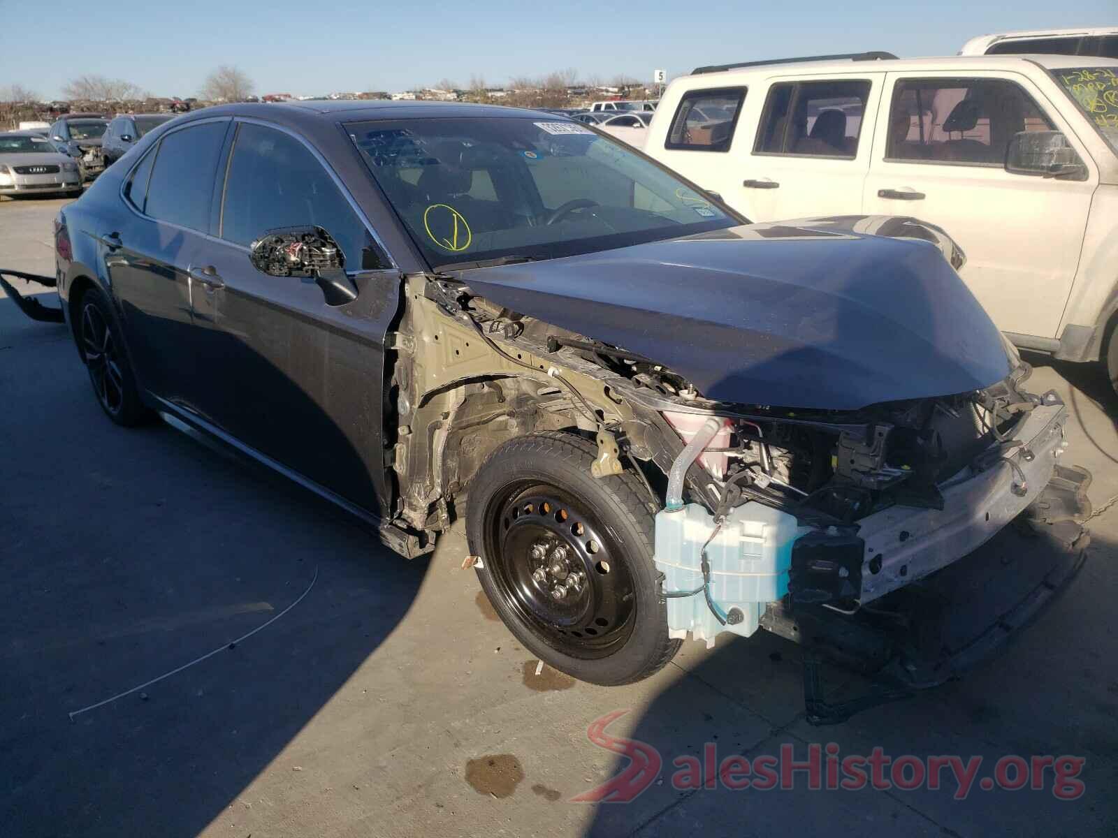 4T1B61HK7JU516543 2018 TOYOTA CAMRY