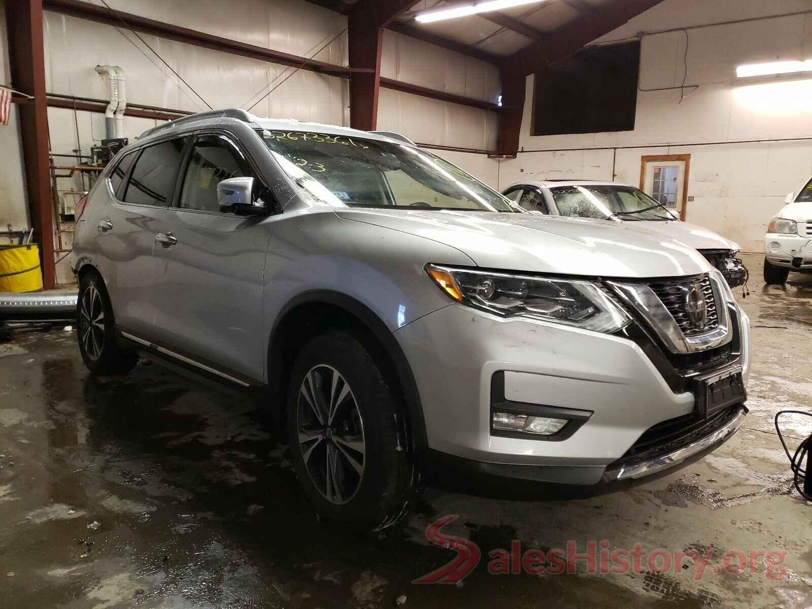 JN8AT2MV5JW308507 2018 NISSAN ROGUE