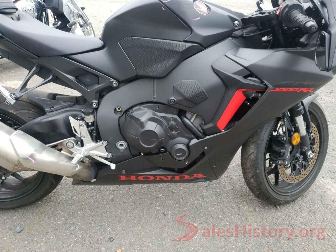 JH2SC7701HK000711 2017 HONDA CBR CYCLE