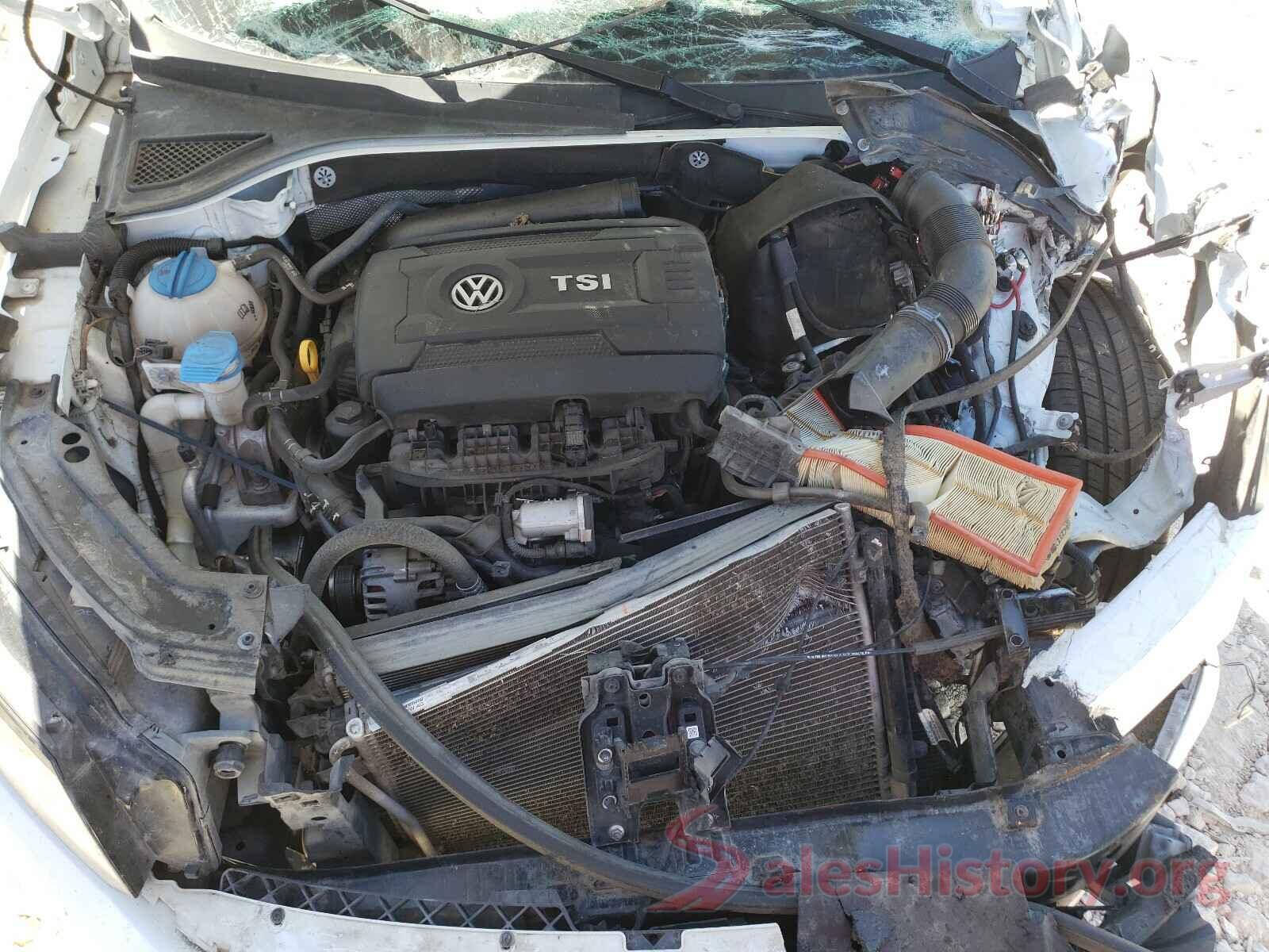 1VWAT7A3XHC071629 2017 VOLKSWAGEN PASSAT