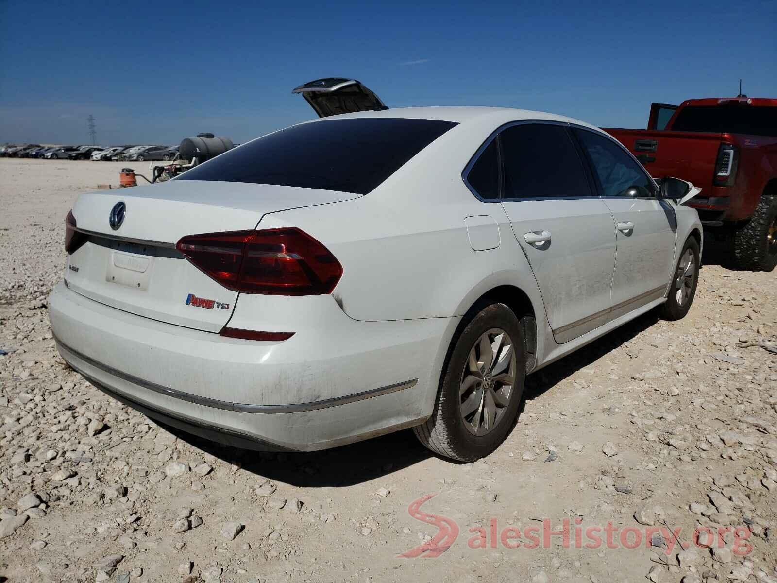 1VWAT7A3XHC071629 2017 VOLKSWAGEN PASSAT