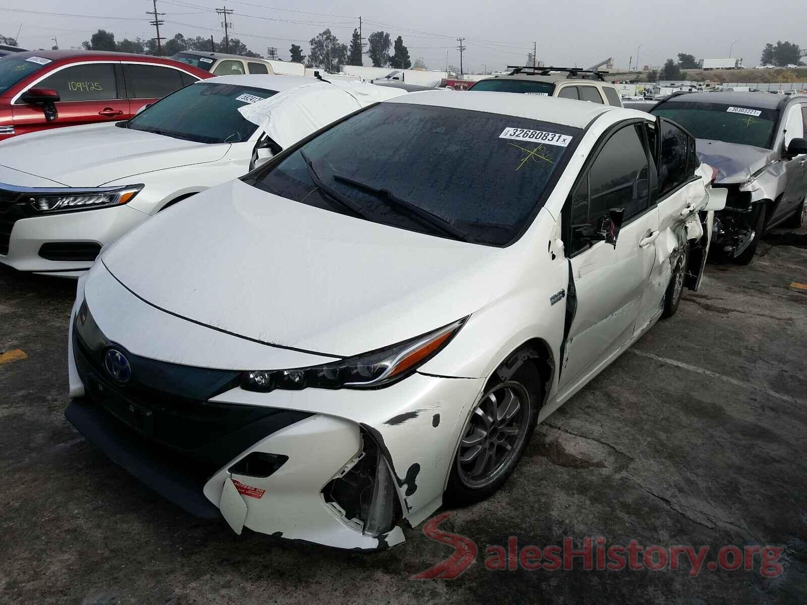 JTDKARFP2H3057499 2017 TOYOTA PRIUS