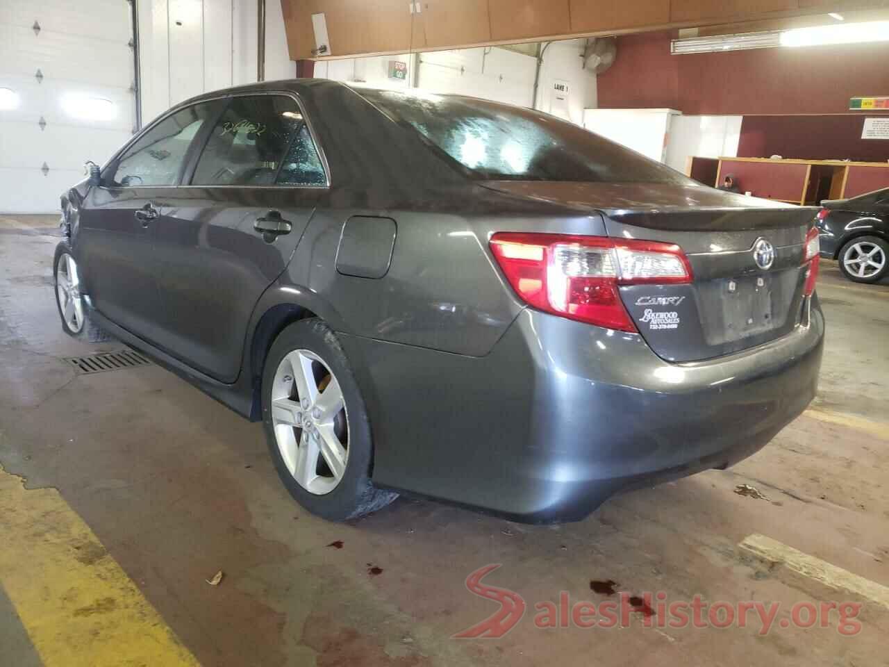 4T1BF1FK1EU305718 2014 TOYOTA CAMRY