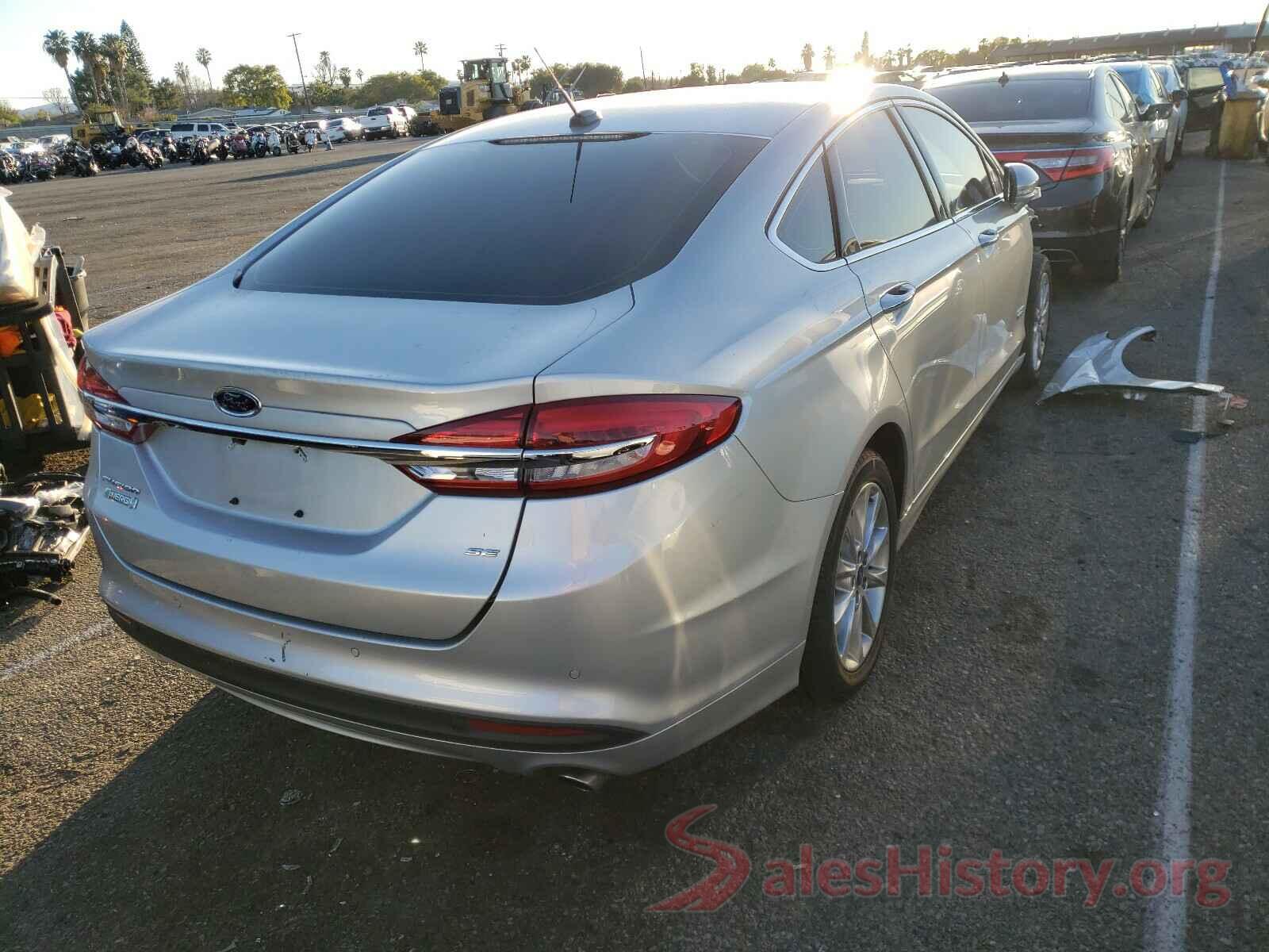 3FA6P0PU7JR137121 2018 FORD FUSION