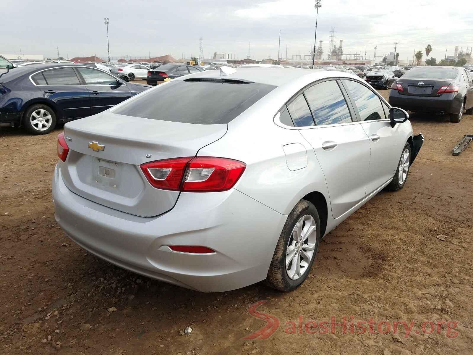 1G1BE5SM8K7140372 2019 CHEVROLET CRUZE