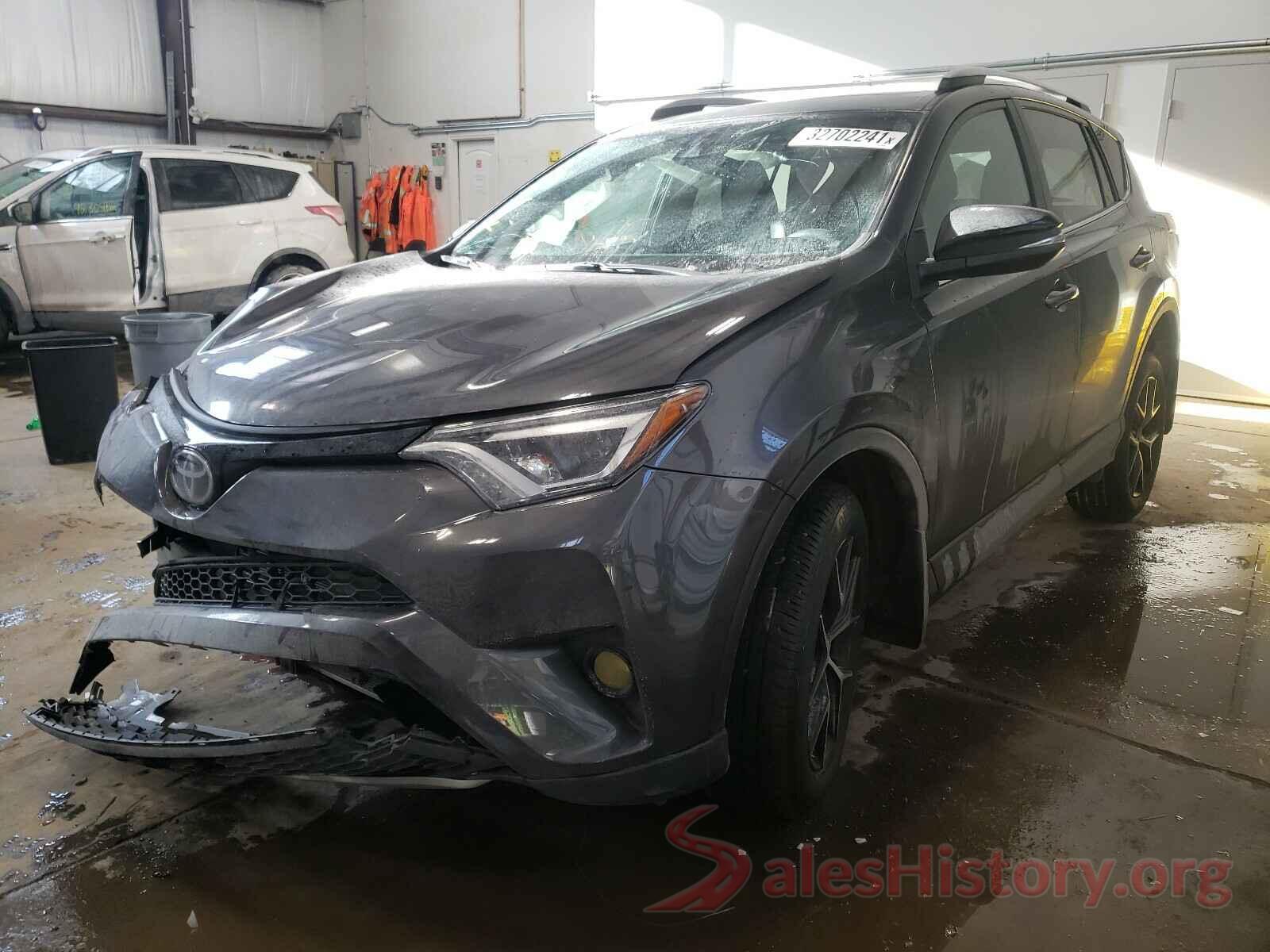 2T3JFREV3JW851637 2018 TOYOTA RAV4