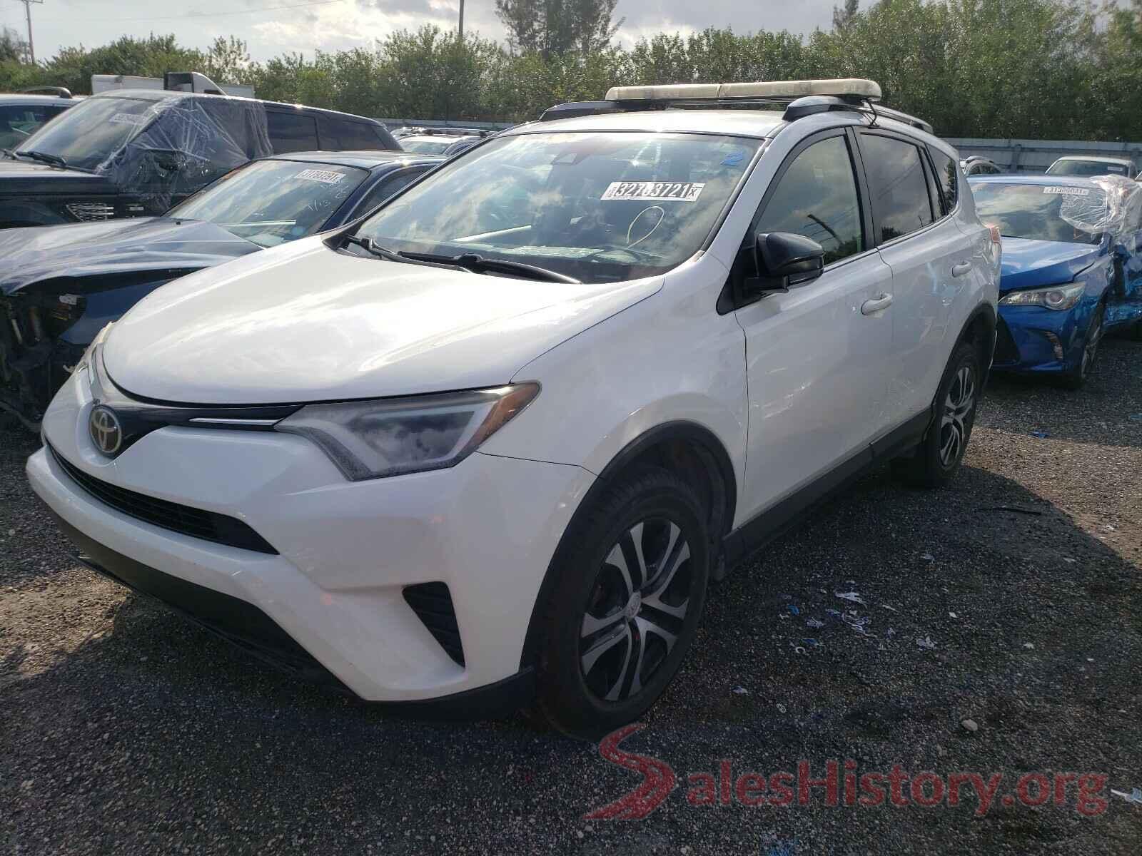 JTMZFREV2HJ110844 2017 TOYOTA RAV4