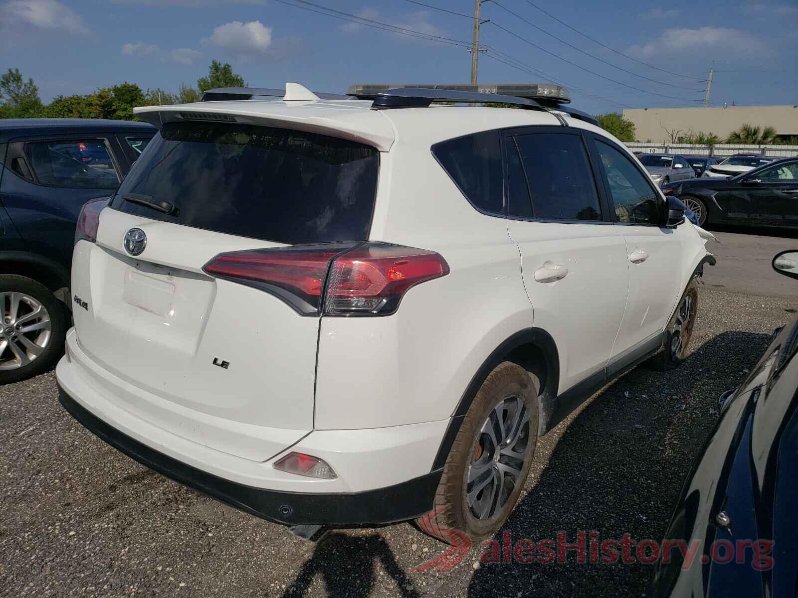 JTMZFREV2HJ110844 2017 TOYOTA RAV4