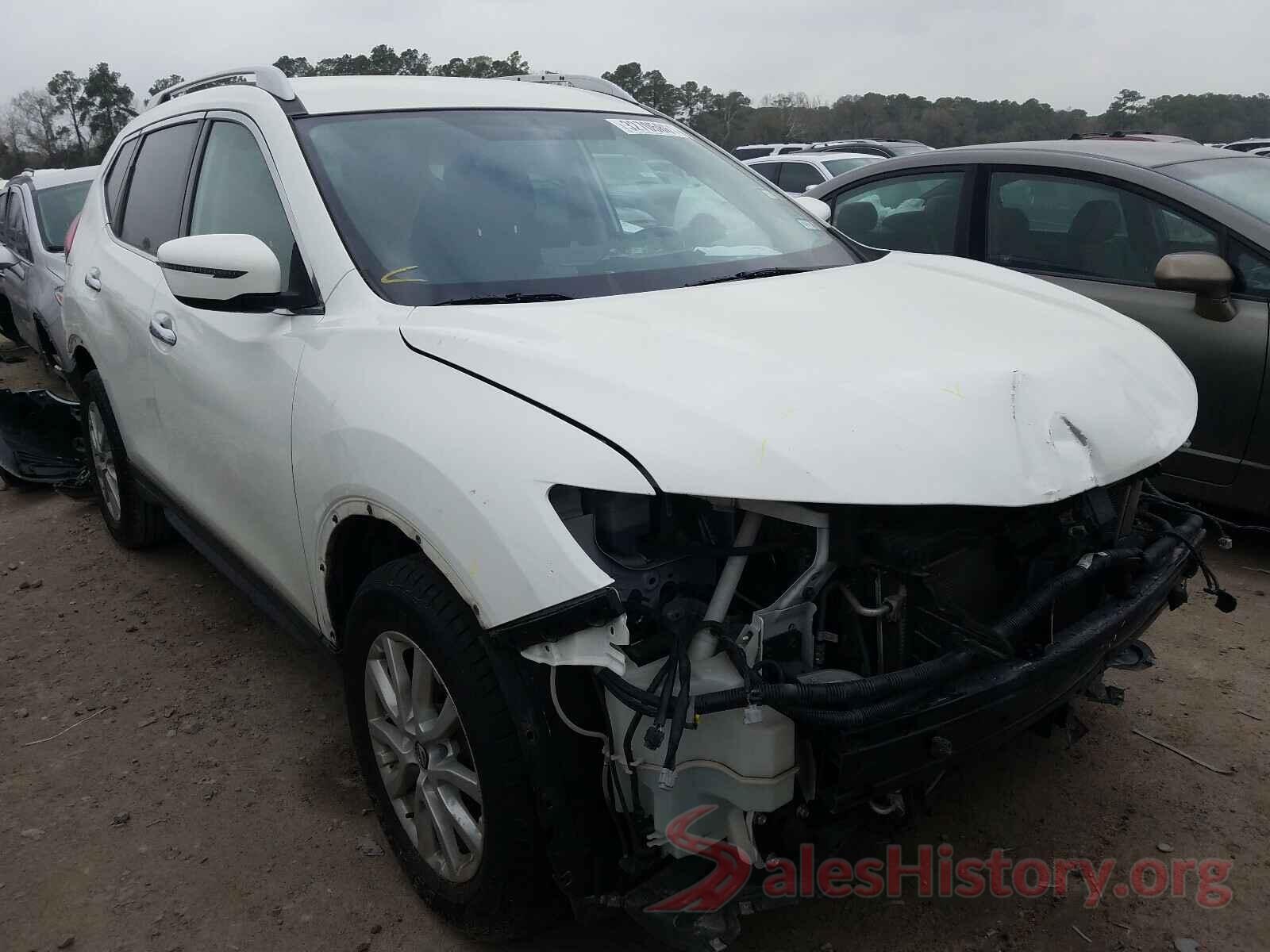 KNMAT2MT4JP524949 2018 NISSAN ROGUE