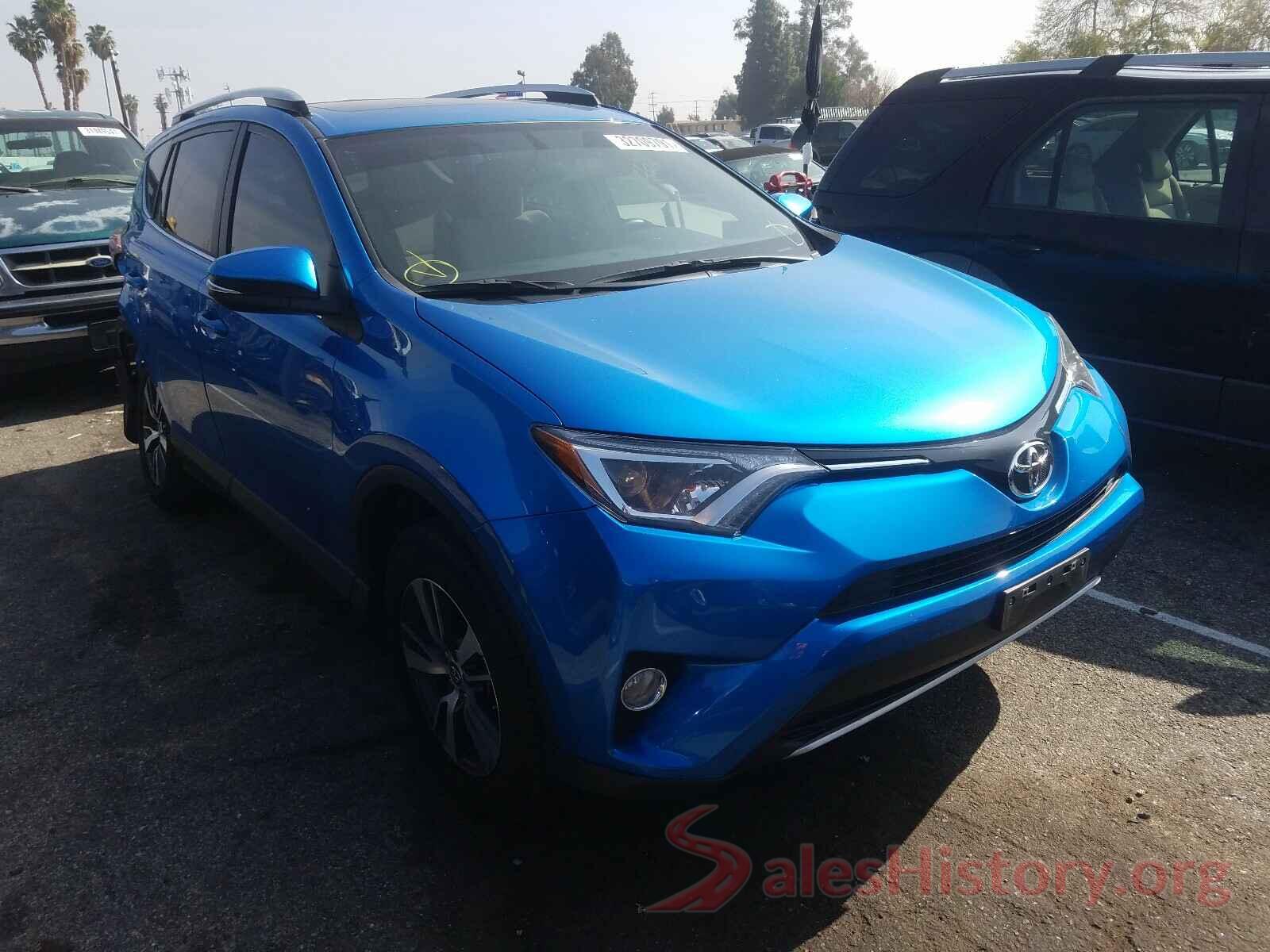 JTMWFREV9GJ098239 2016 TOYOTA RAV4