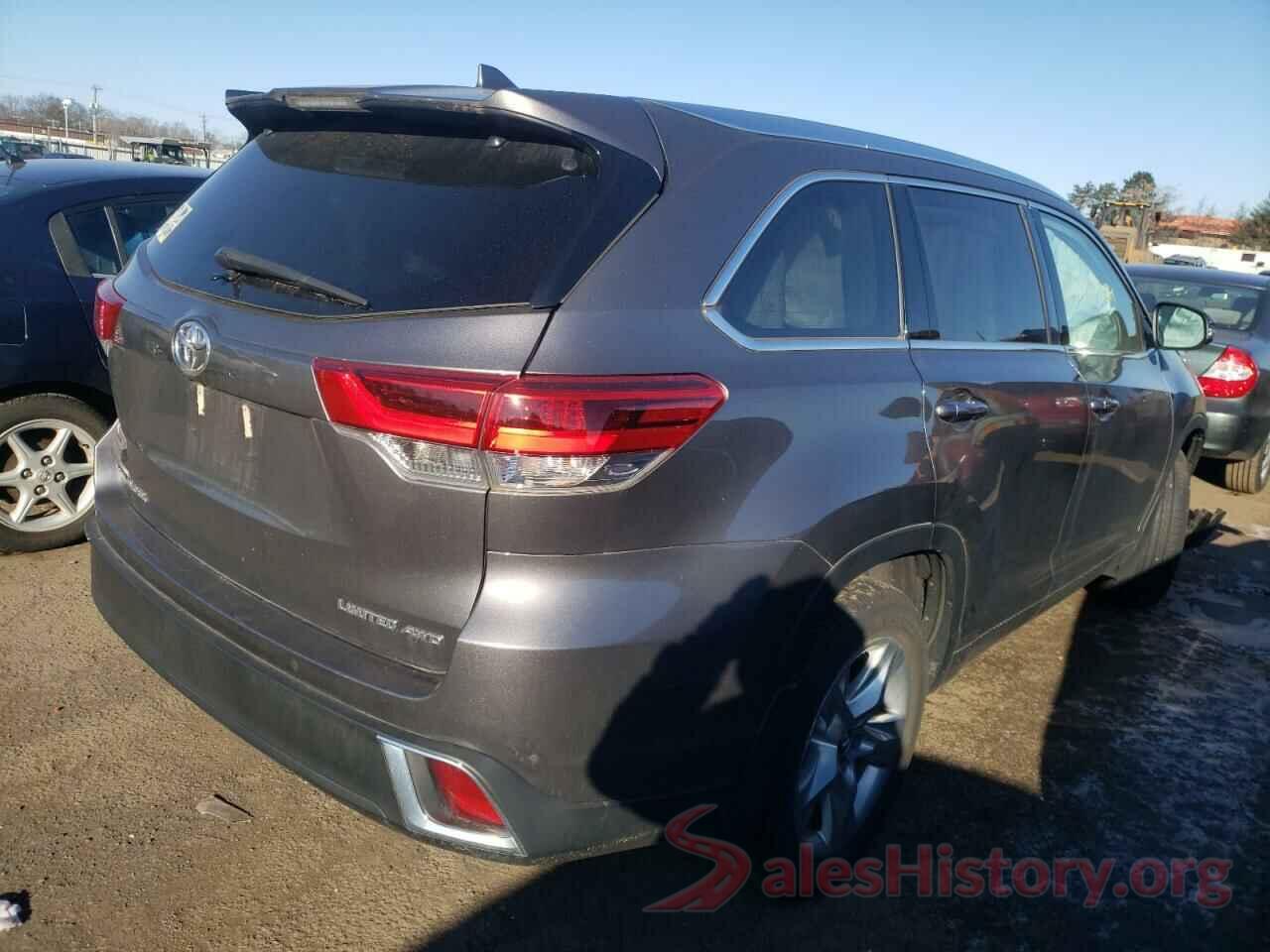 5TDDZRFH0JS899594 2018 TOYOTA HIGHLANDER