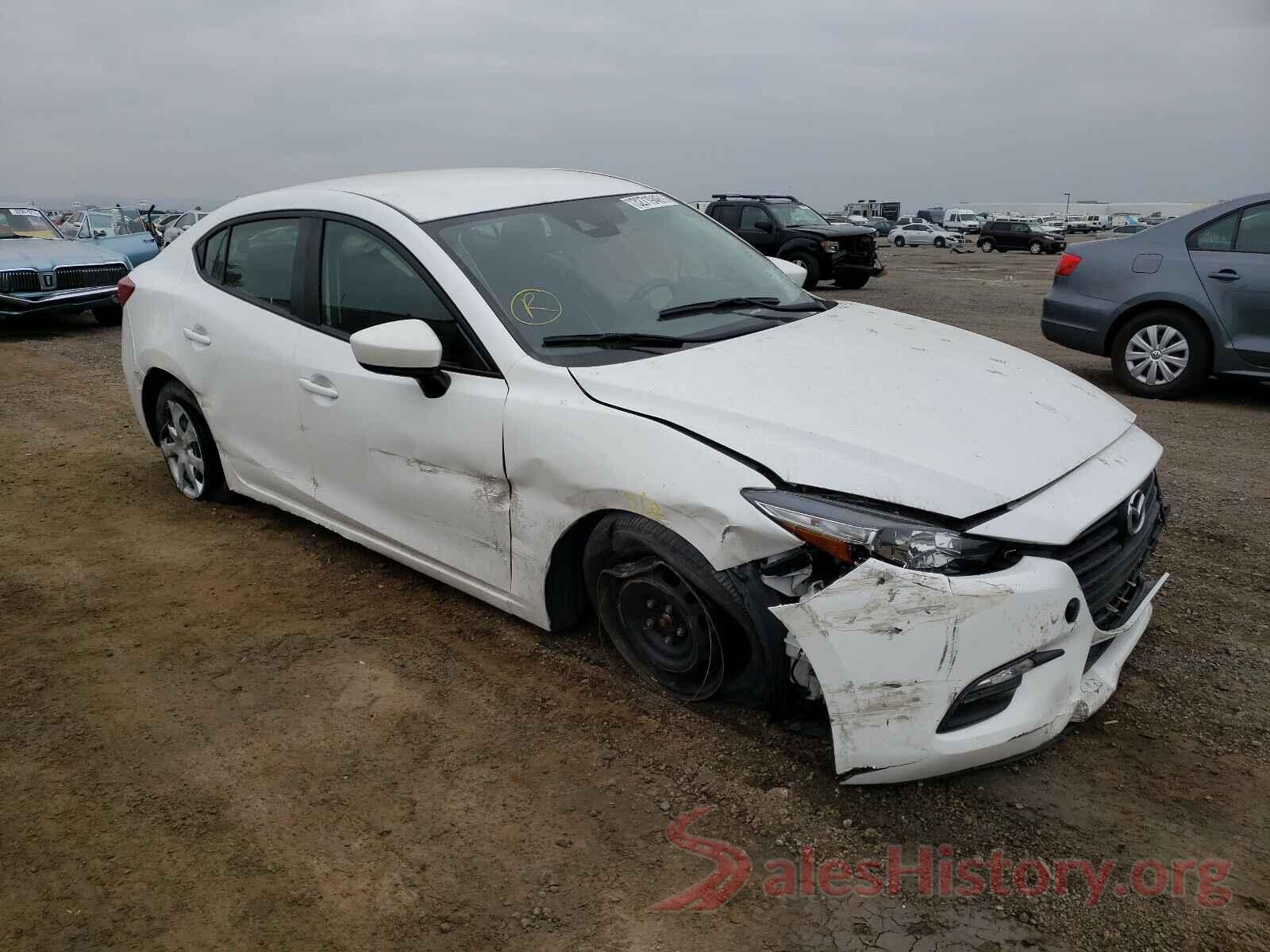 3MZBN1U77JM167720 2018 MAZDA 3