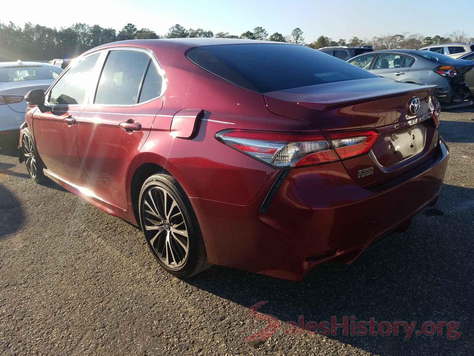 4T1B11HK8JU614446 2018 TOYOTA CAMRY