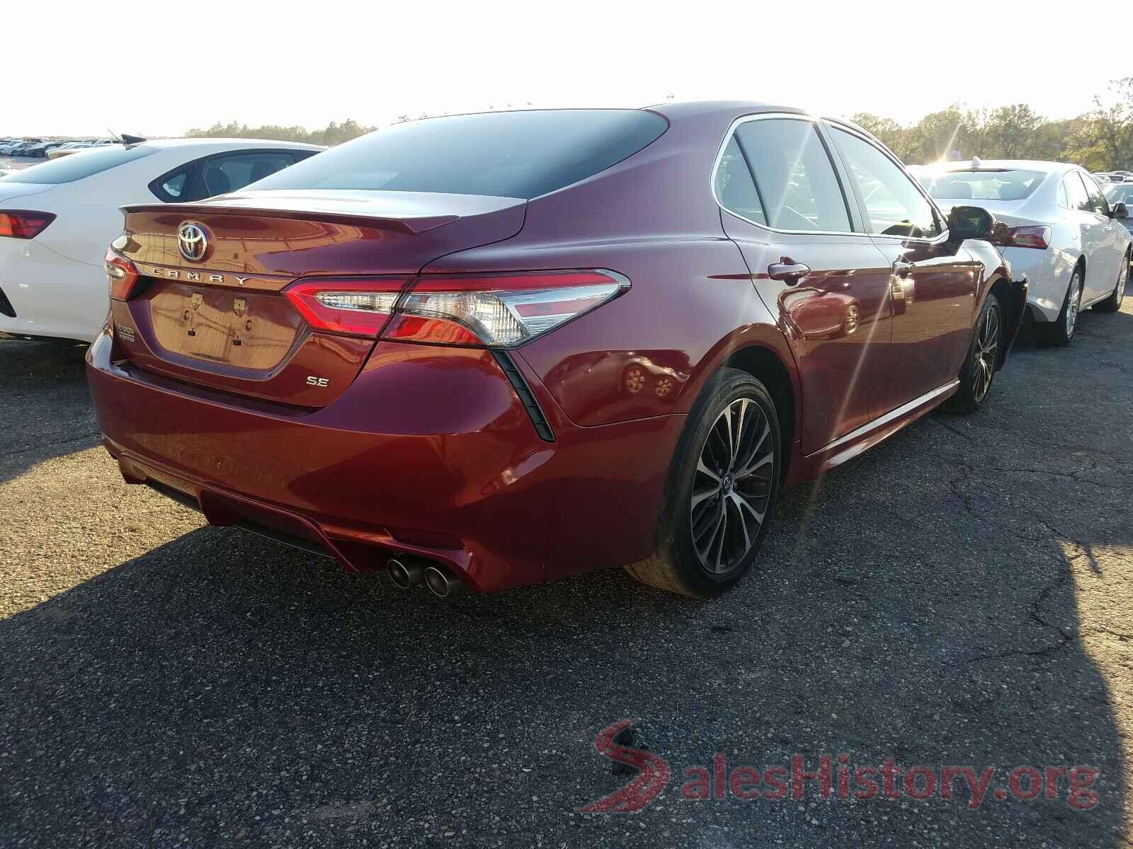 4T1B11HK8JU614446 2018 TOYOTA CAMRY