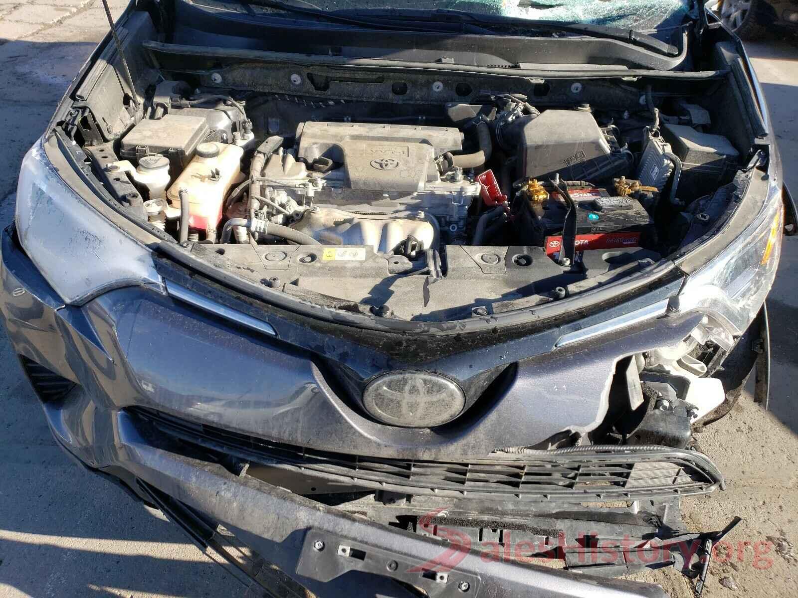 JTMZFREV9JJ157553 2018 TOYOTA RAV4