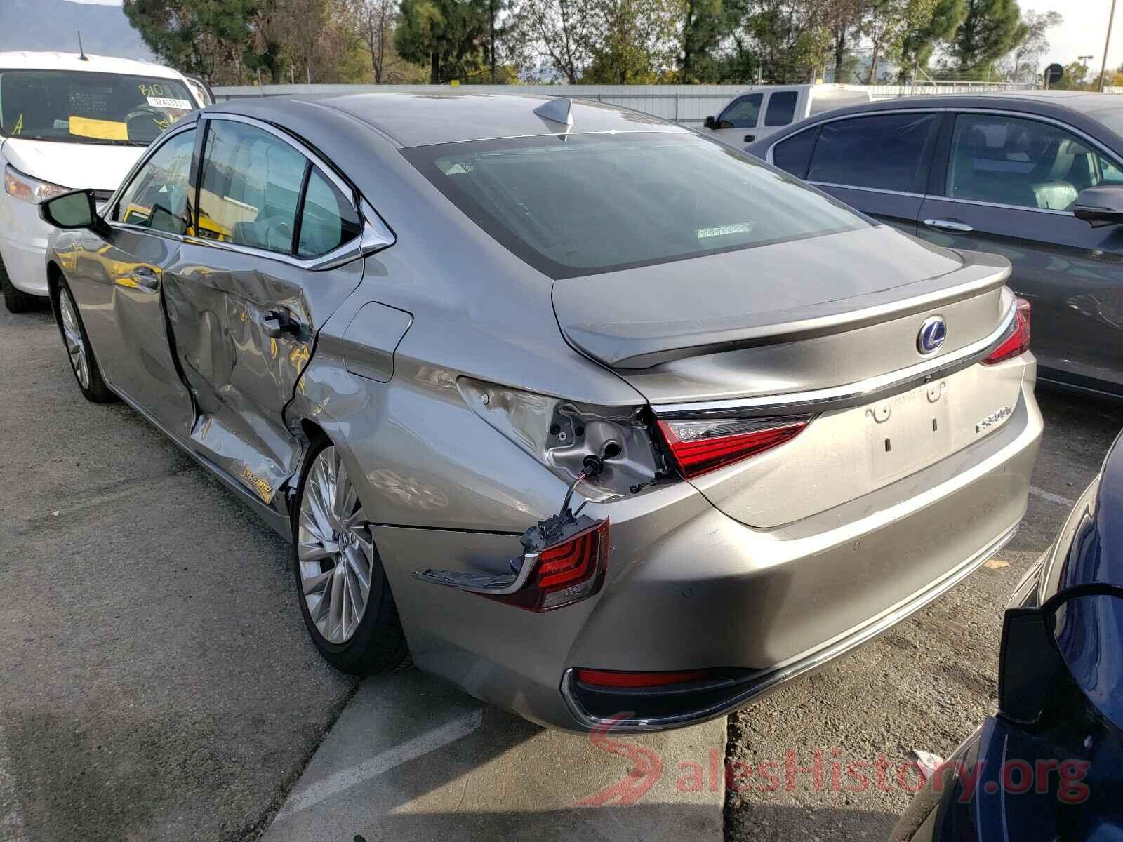 58AE21B19LU006828 2020 LEXUS ES300