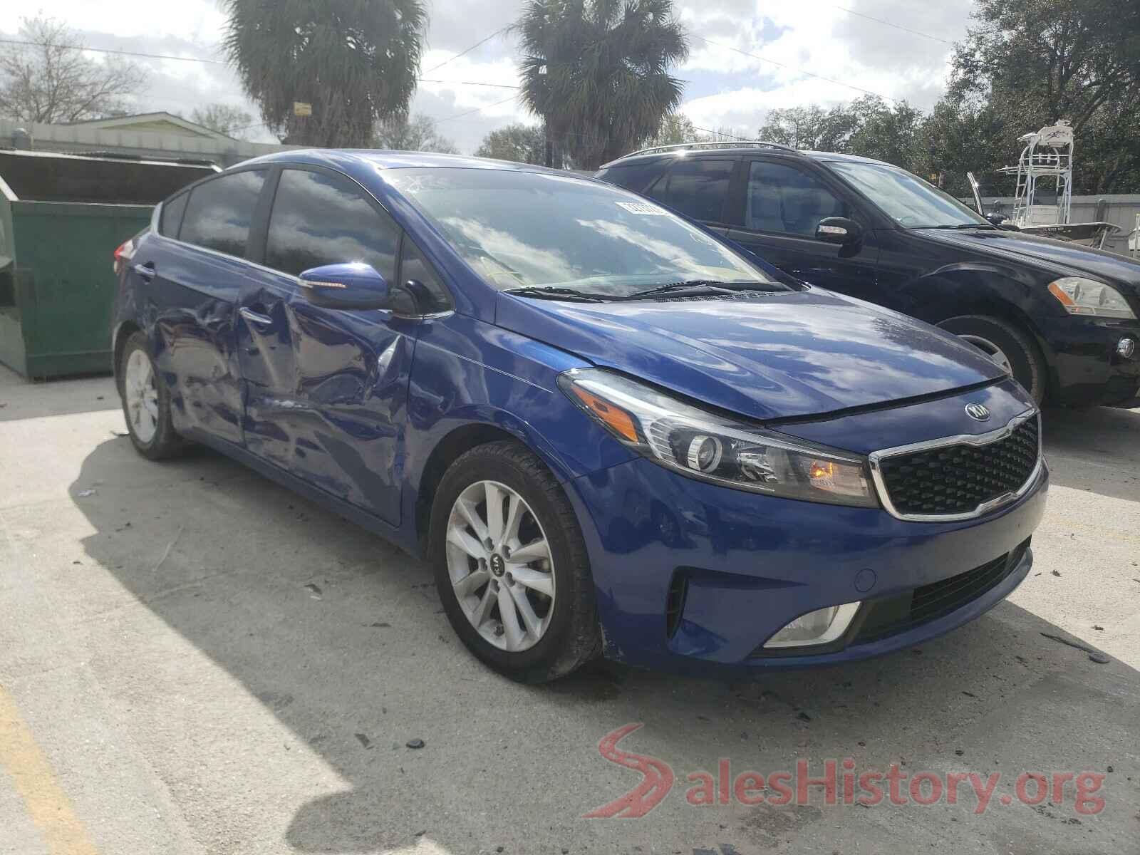 3KPFL4A72HE111687 2017 KIA FORTE