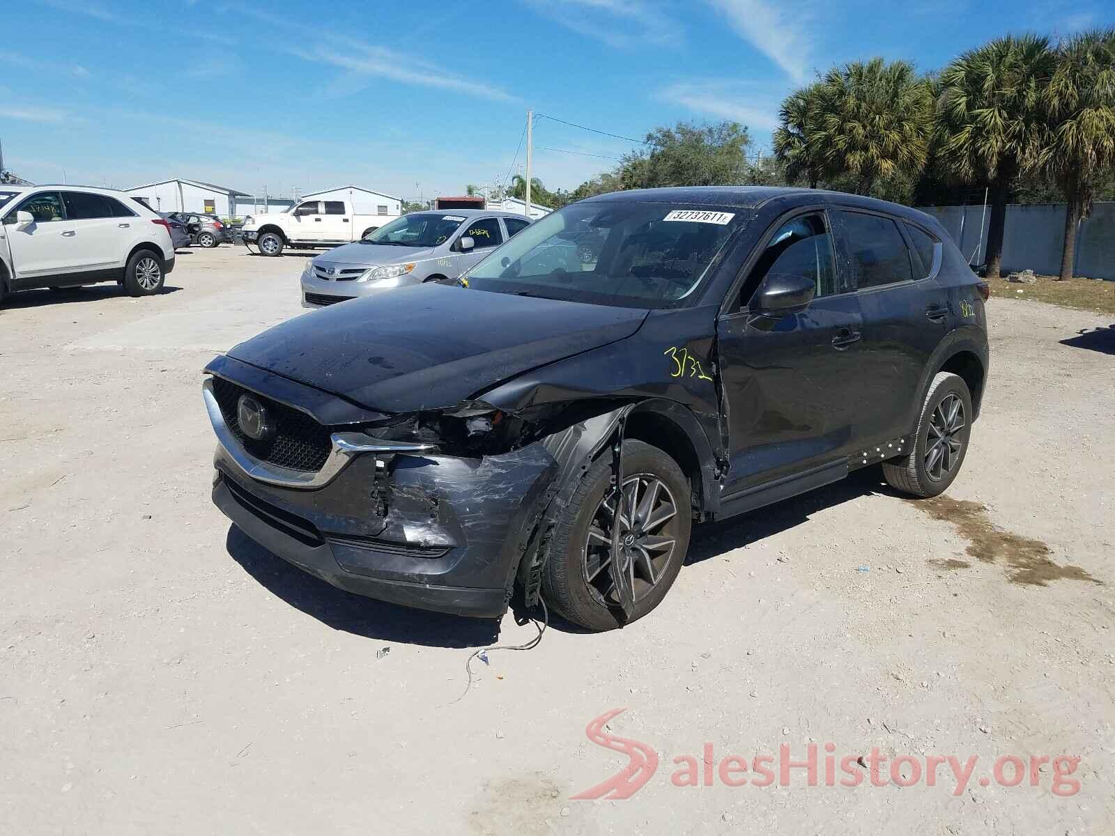 JM3KFACM7J0399588 2018 MAZDA CX-5