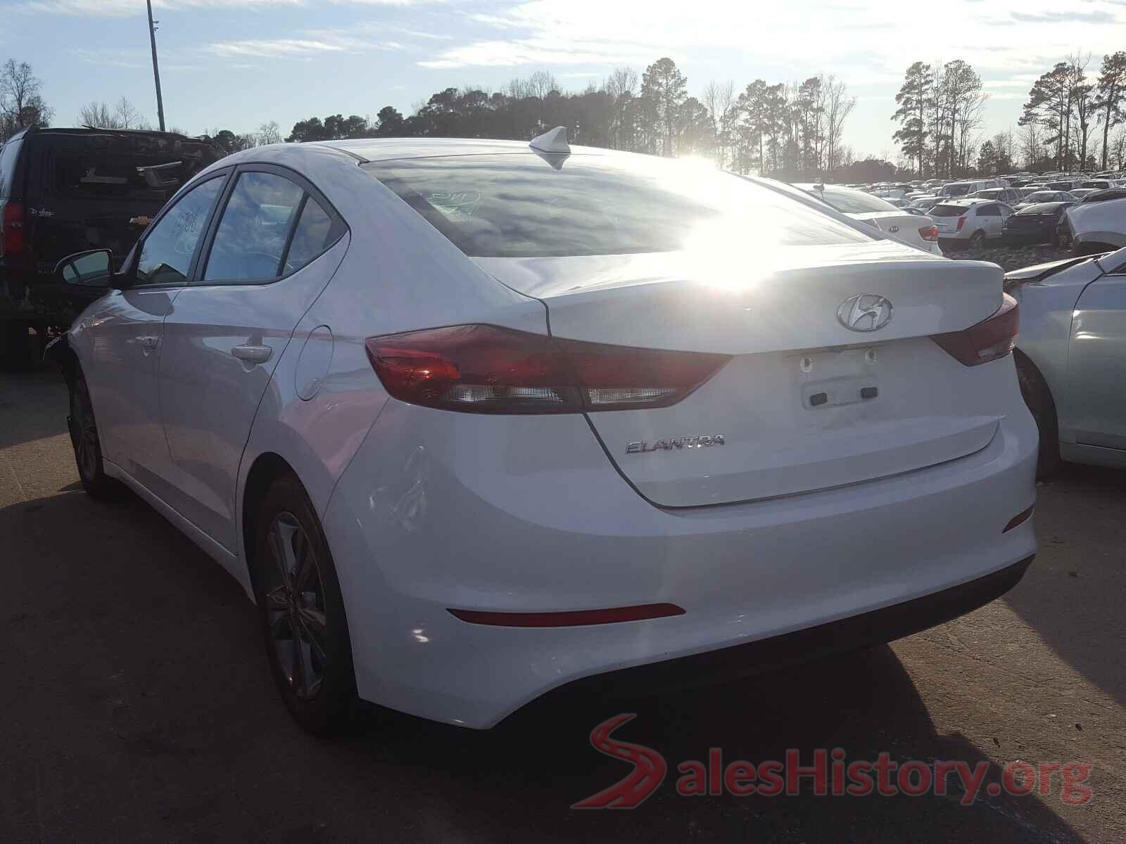 5NPD84LFXJH302837 2018 HYUNDAI ELANTRA