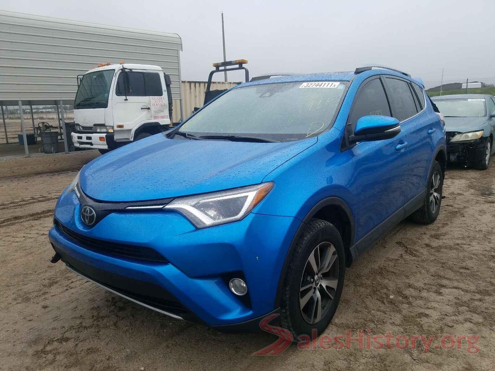 JTMWFREVXJJ167270 2018 TOYOTA RAV4