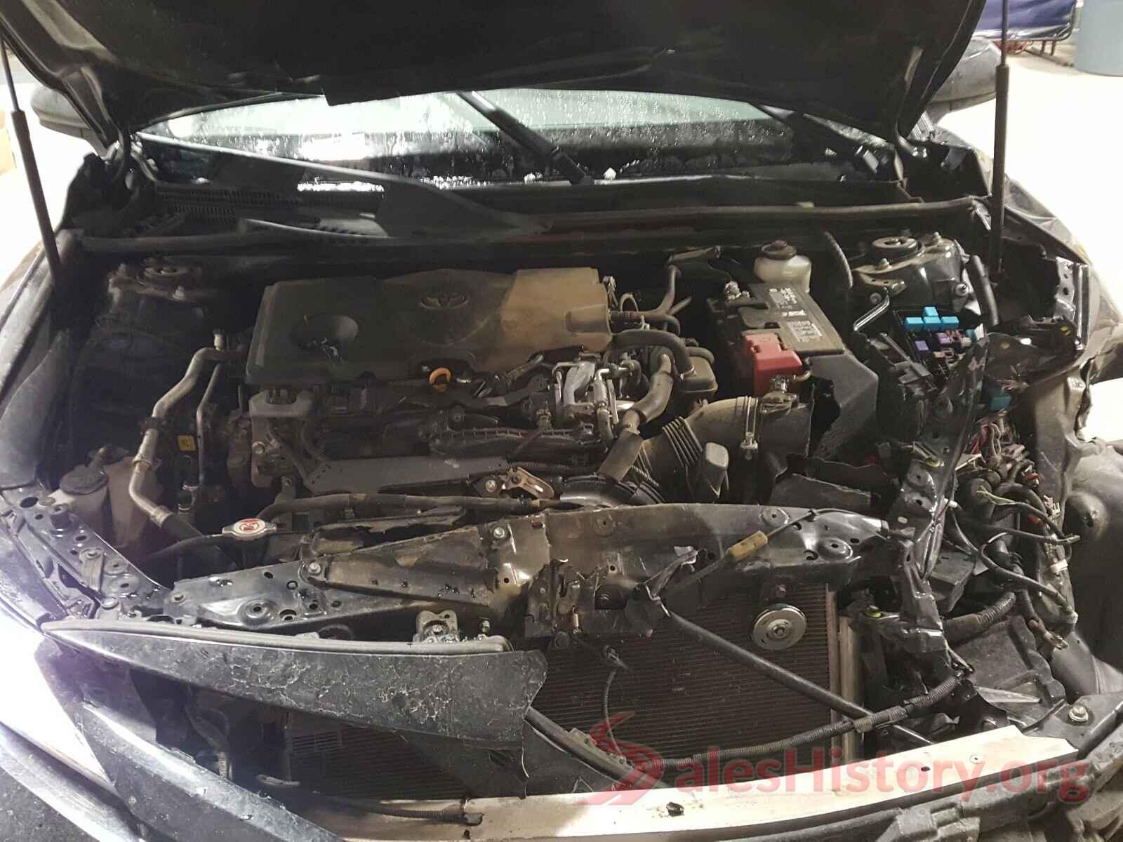 4T1B11HK0JU505043 2018 TOYOTA CAMRY