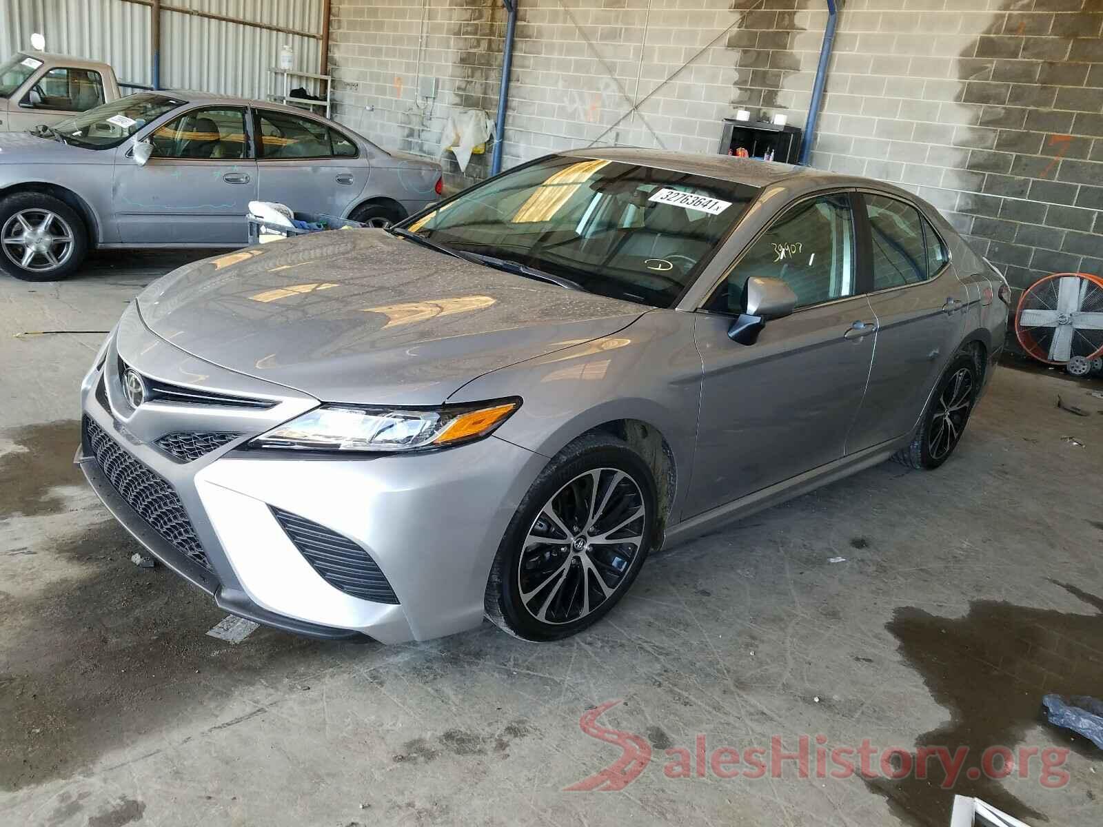 4T1B11HKXKU216348 2019 TOYOTA CAMRY