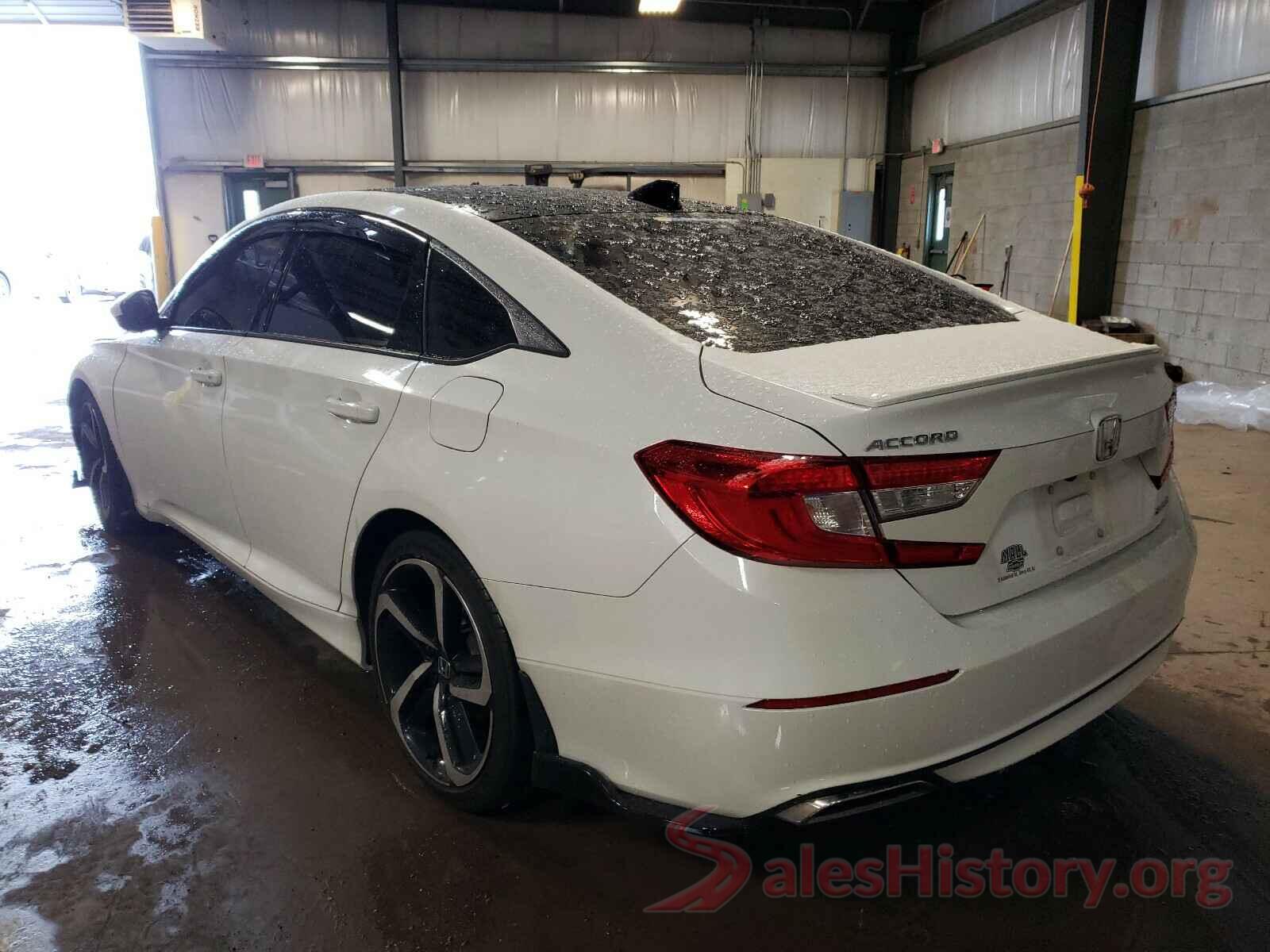 1HGCV1F33JA222955 2018 HONDA ACCORD