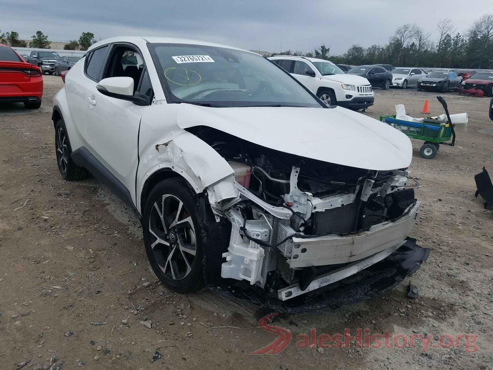 NMTKHMBX3JR054702 2018 TOYOTA C-HR