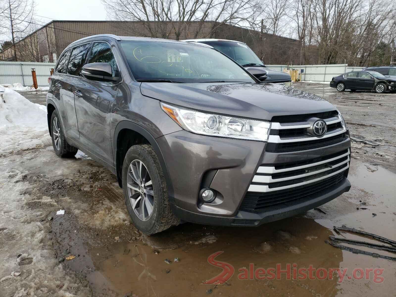 5TDJZRFH8HS415622 2017 TOYOTA HIGHLANDER