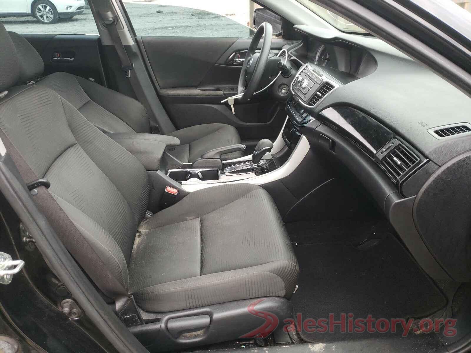 1HGCR2F30HA208483 2017 HONDA ACCORD