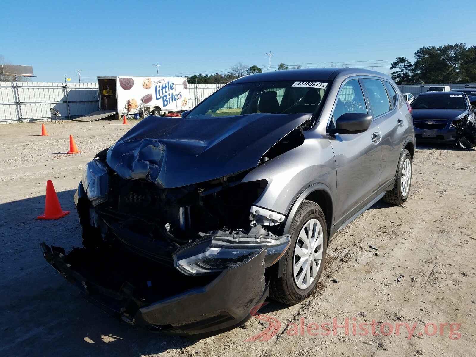 5N1AT2MT5HC813223 2017 NISSAN ROGUE