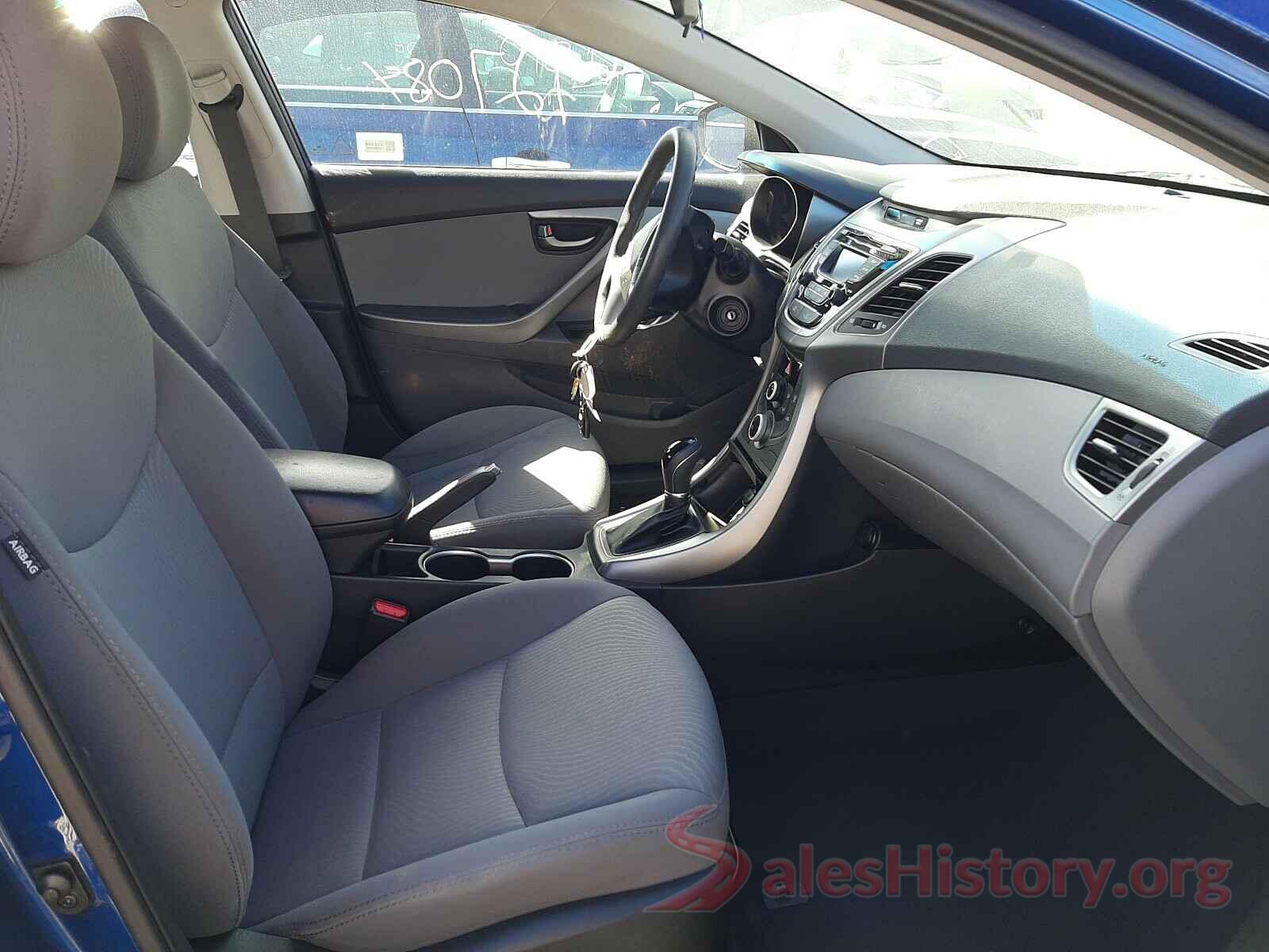 5NPDH4AE8GH677001 2016 HYUNDAI ELANTRA