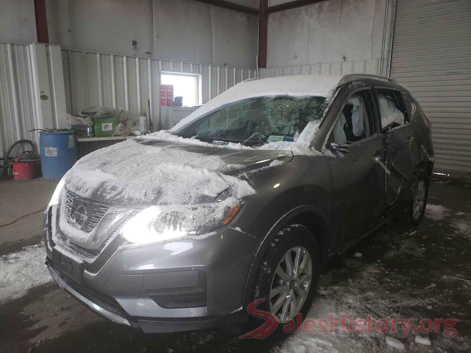 KNMAT2MV0HP605801 2017 NISSAN ROGUE