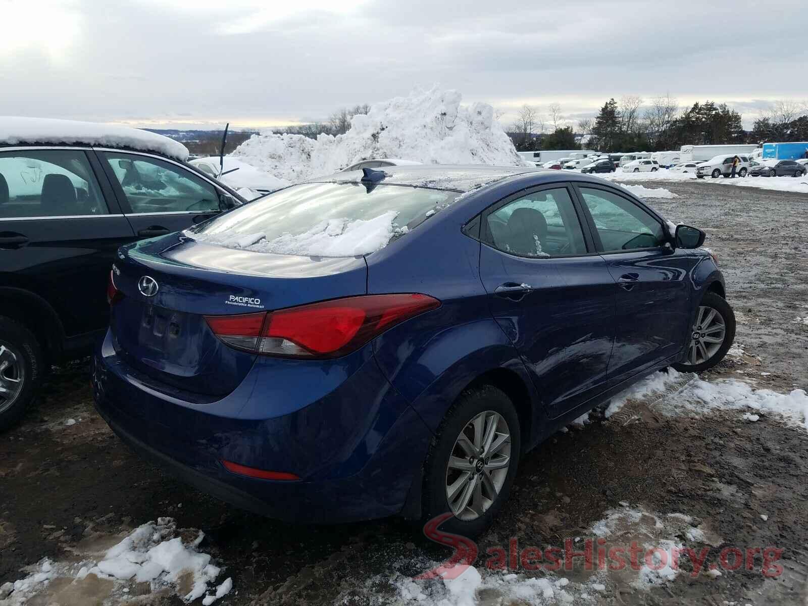 5NPDH4AE6GH772589 2016 HYUNDAI ELANTRA