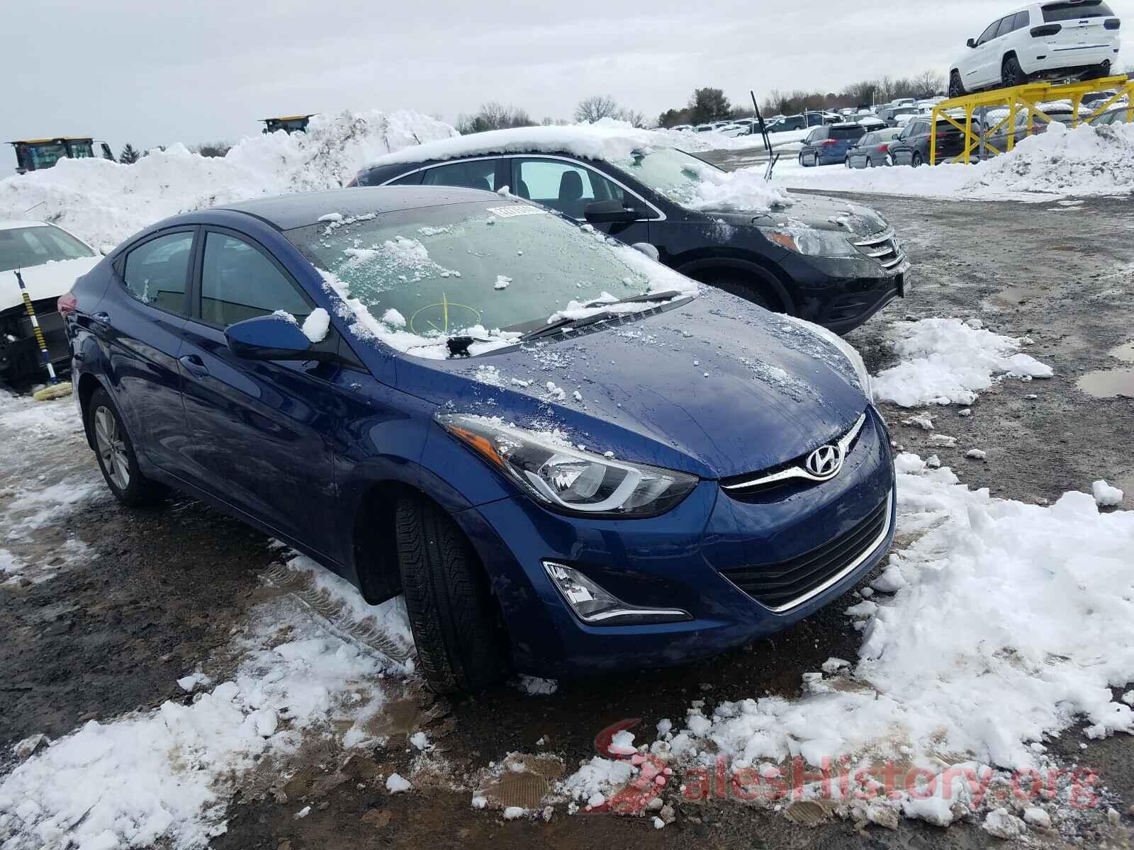 5NPDH4AE6GH772589 2016 HYUNDAI ELANTRA