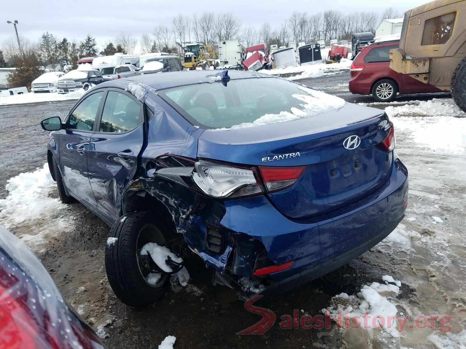 5NPDH4AE6GH772589 2016 HYUNDAI ELANTRA