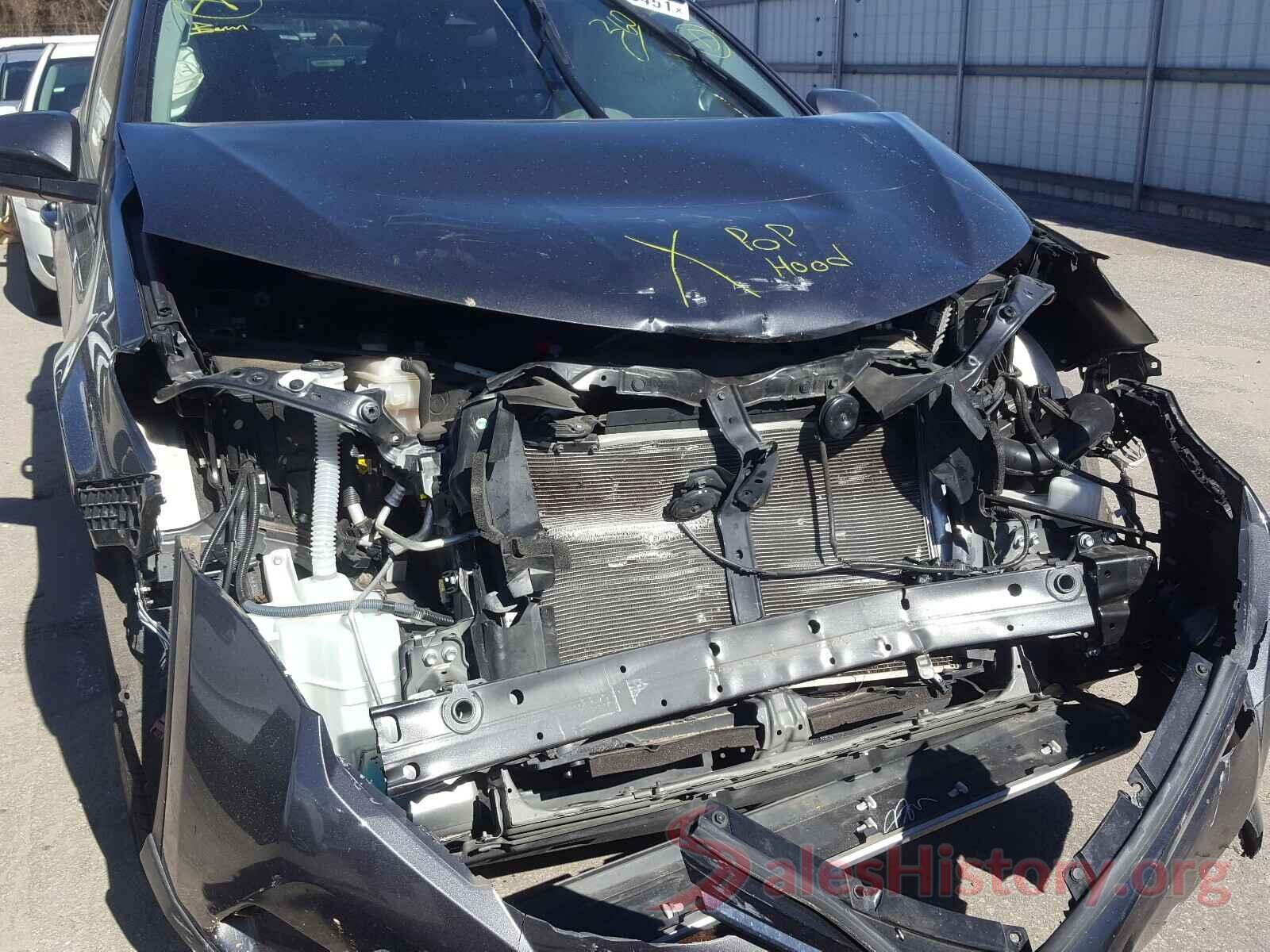 JTMRFREV8HJ131147 2017 TOYOTA RAV4