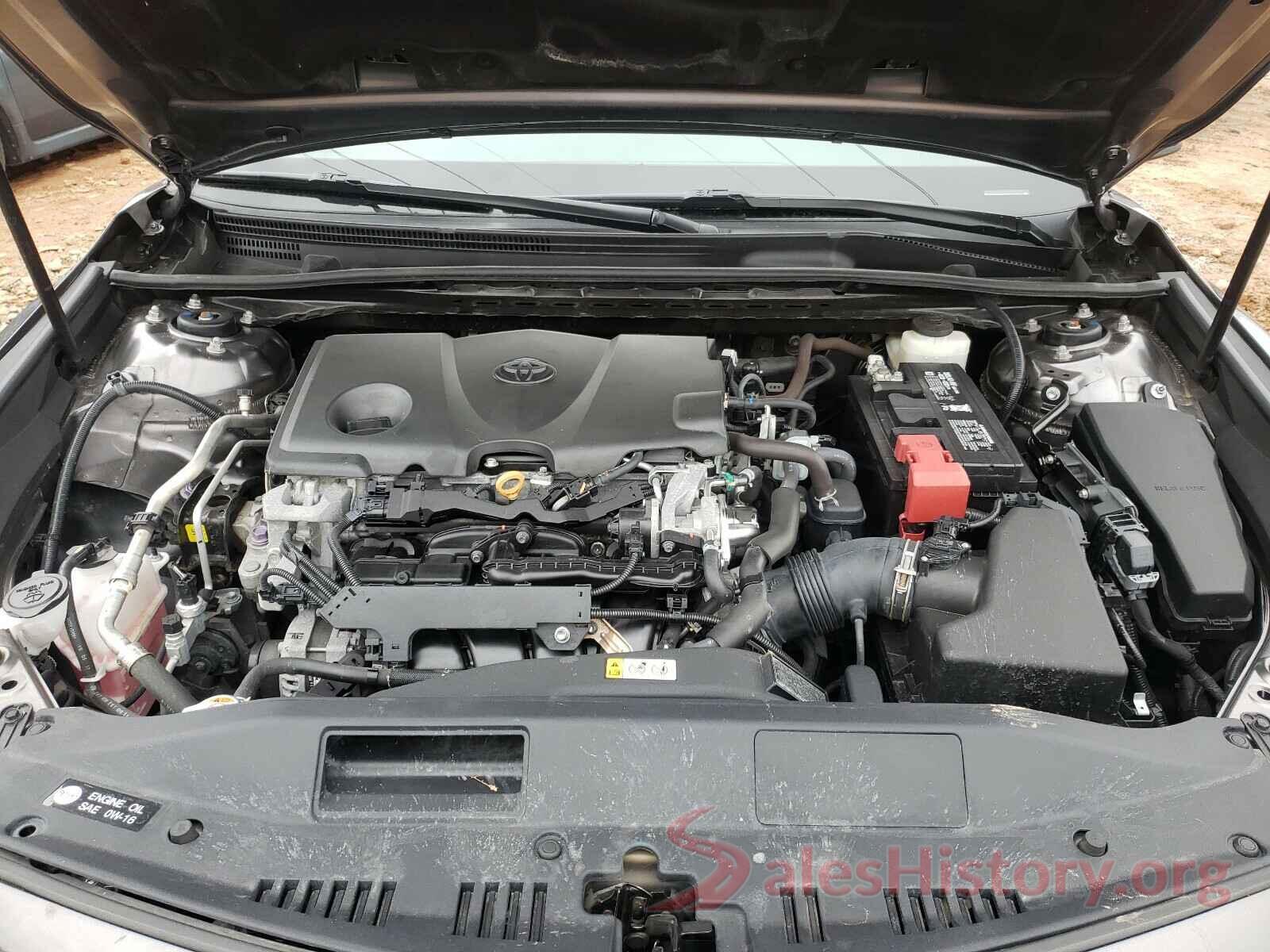 4T1B11HK0JU040781 2018 TOYOTA CAMRY