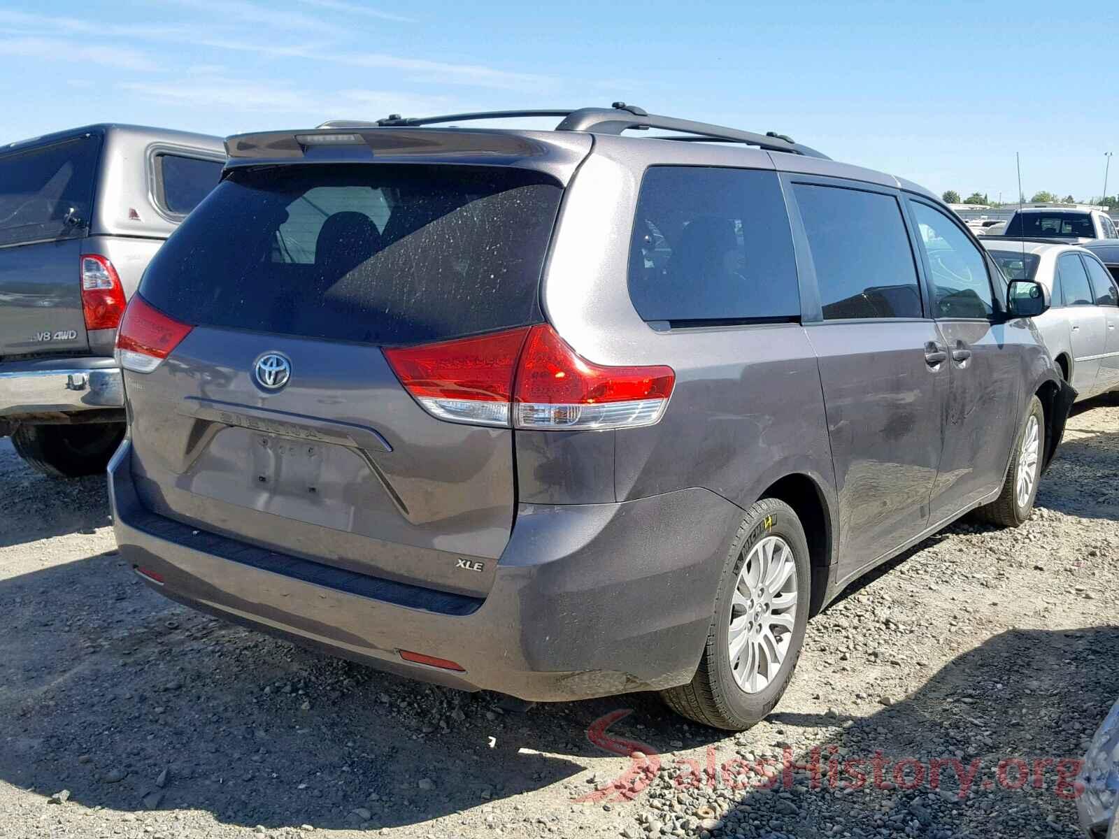 5TDYK3DC9BS045716 2011 TOYOTA SIENNA XLE