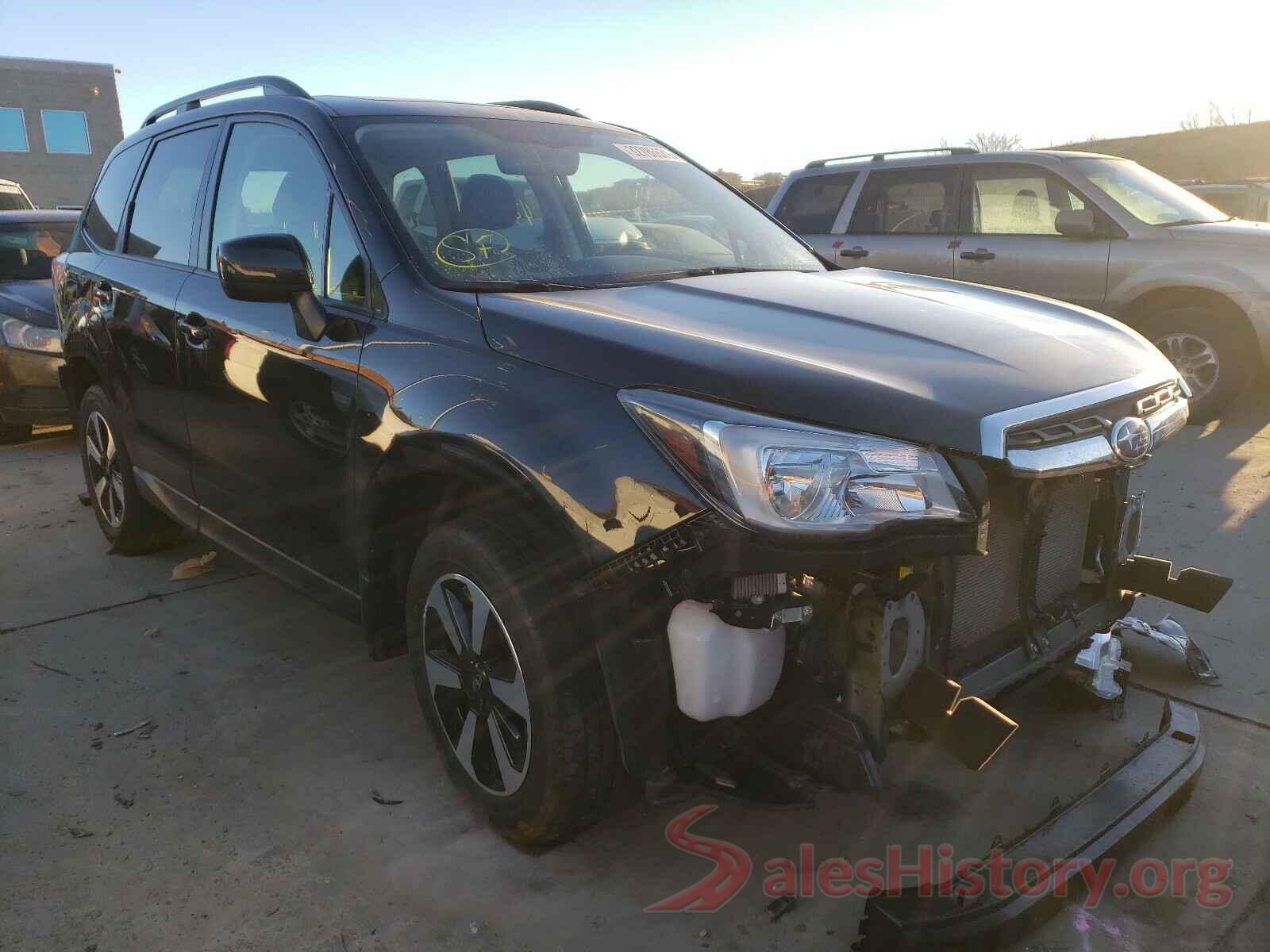 JF2SJAEC7JH499897 2018 SUBARU FORESTER