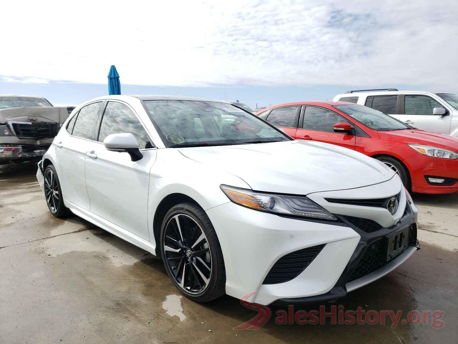 4T1B61HK5KU296899 2019 TOYOTA CAMRY