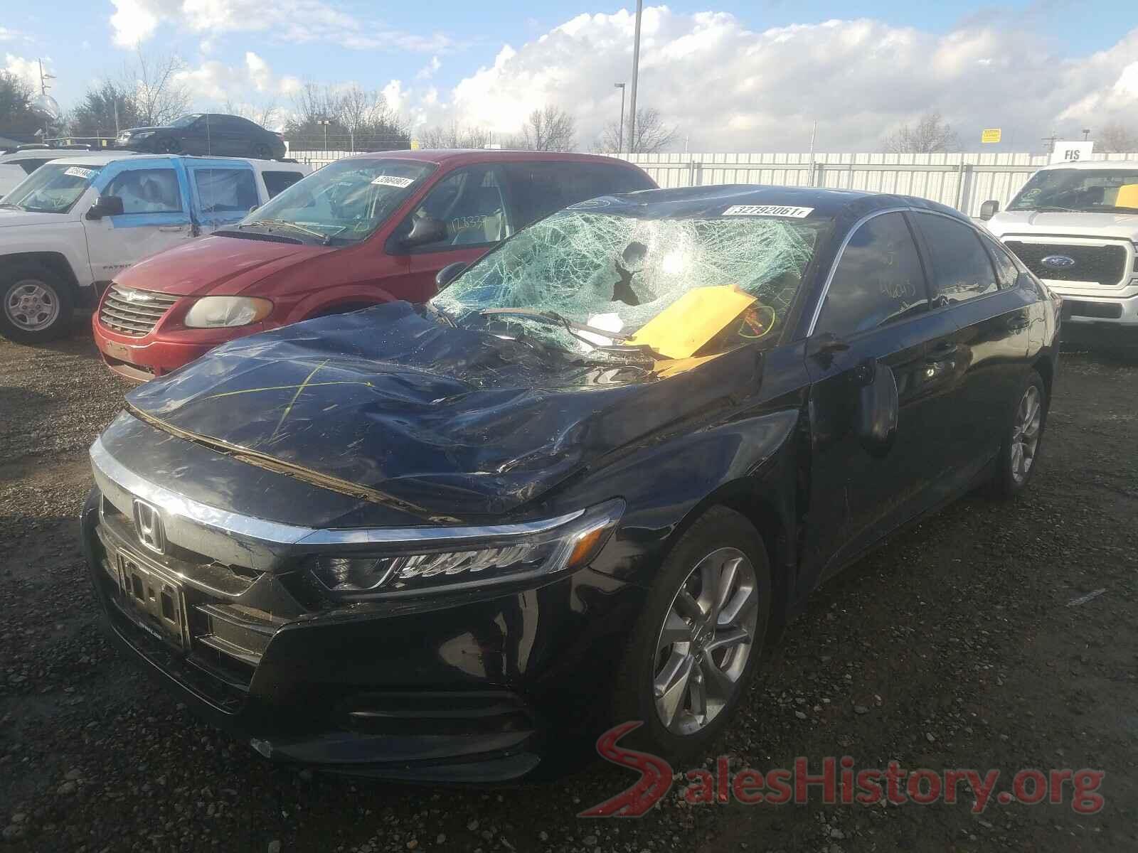 1HGCV1F11JA162513 2018 HONDA ACCORD